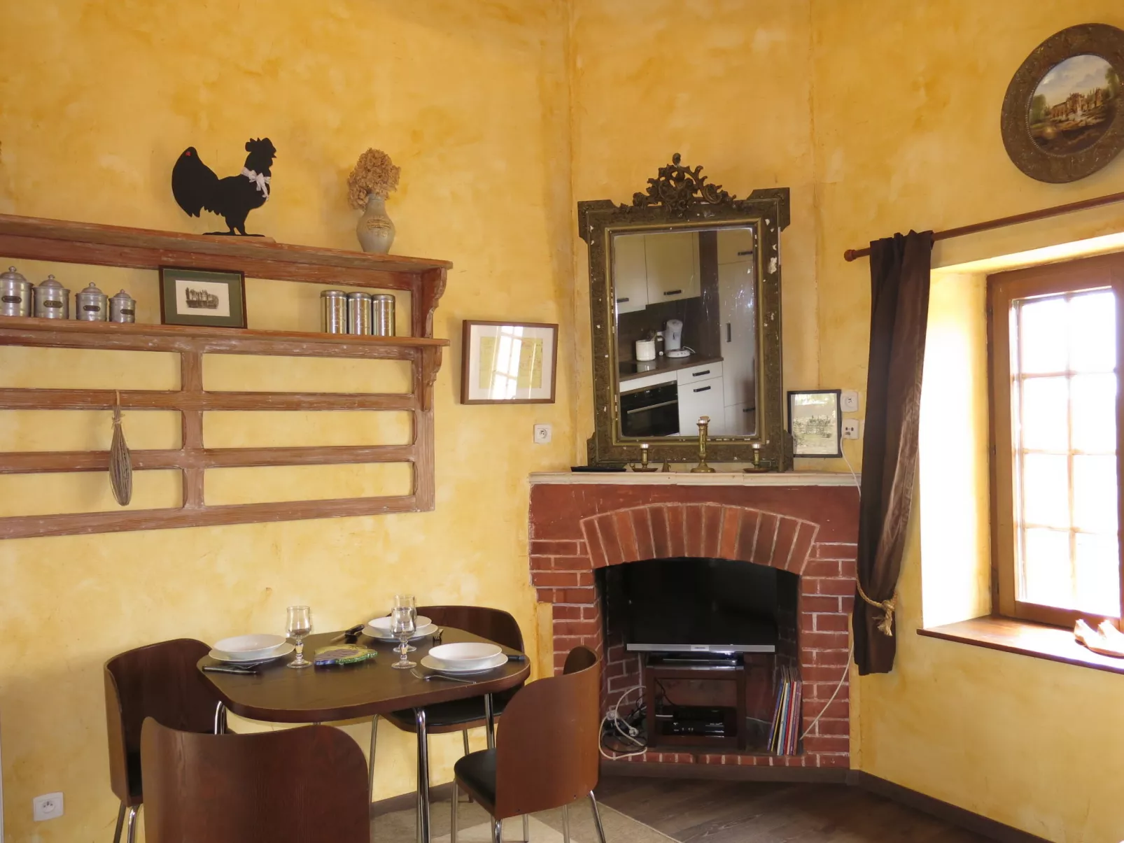 Le Pigeonnier-Inside