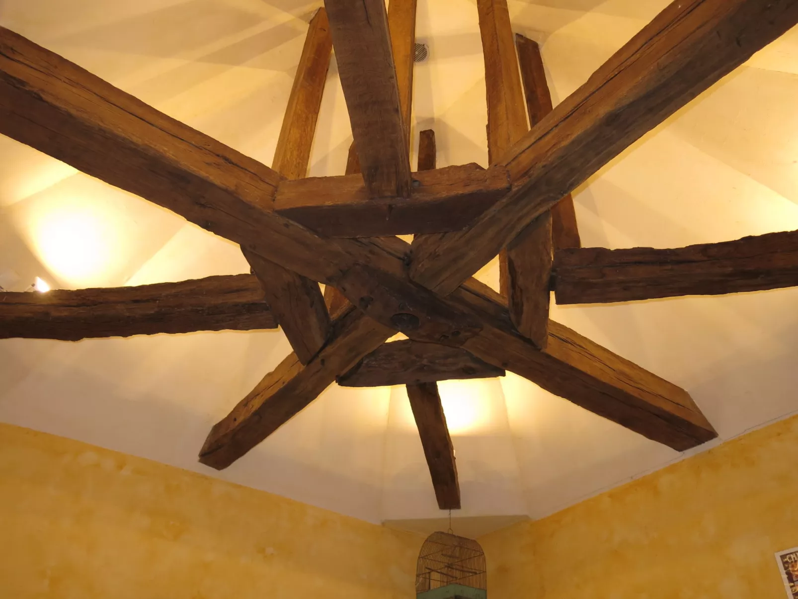 Le Pigeonnier-Inside