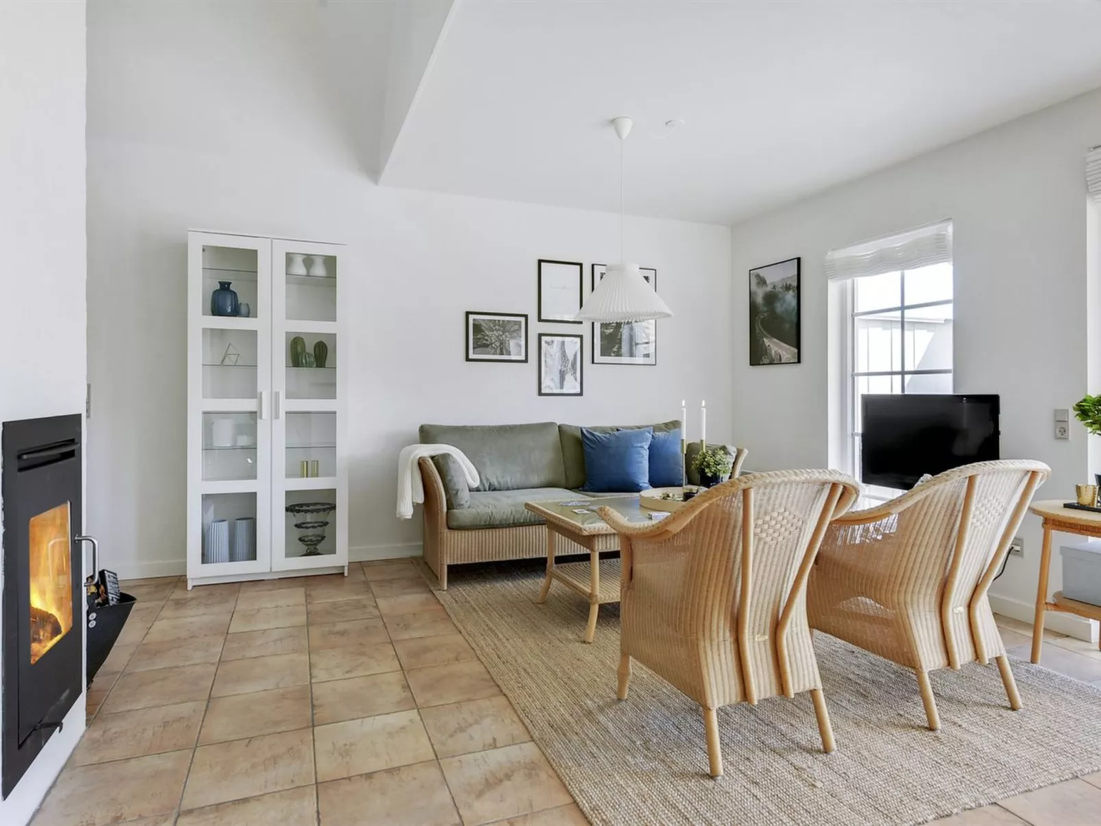 "Nikan" - 300m from the sea-Inside