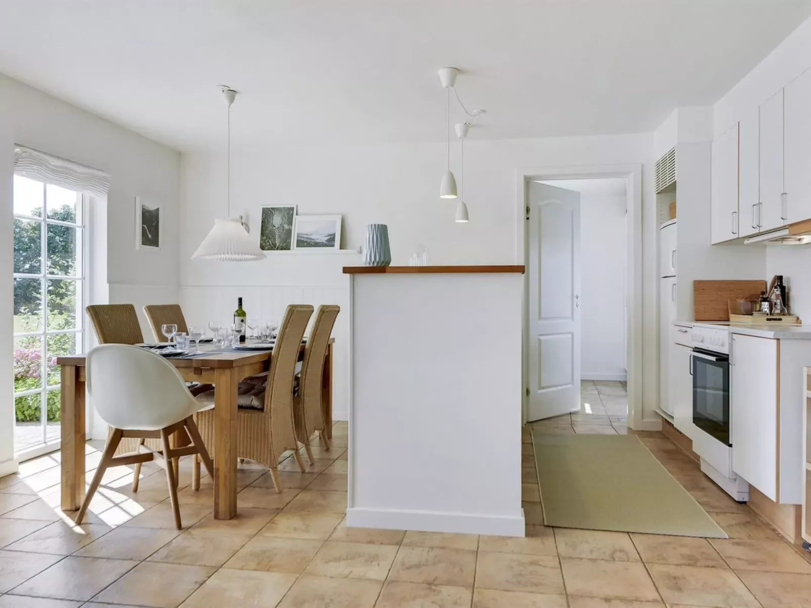 "Nikan" - 300m from the sea-Inside