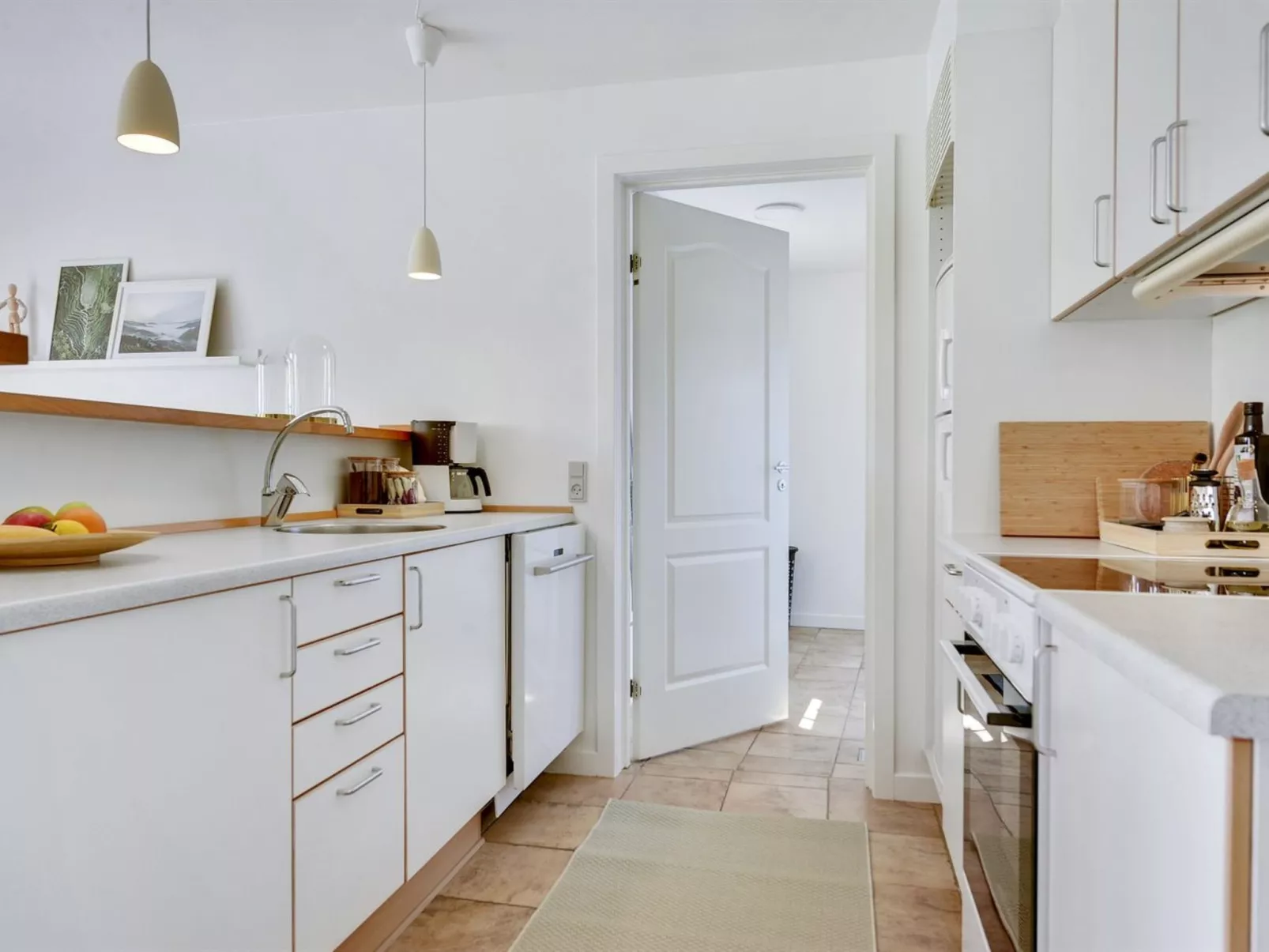 "Nikan" - 300m from the sea-Inside