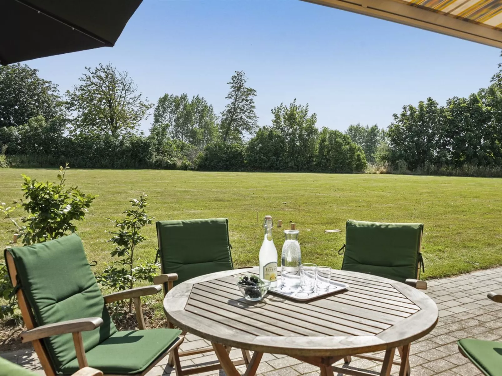 "Nikan" - 300m from the sea-Outside
