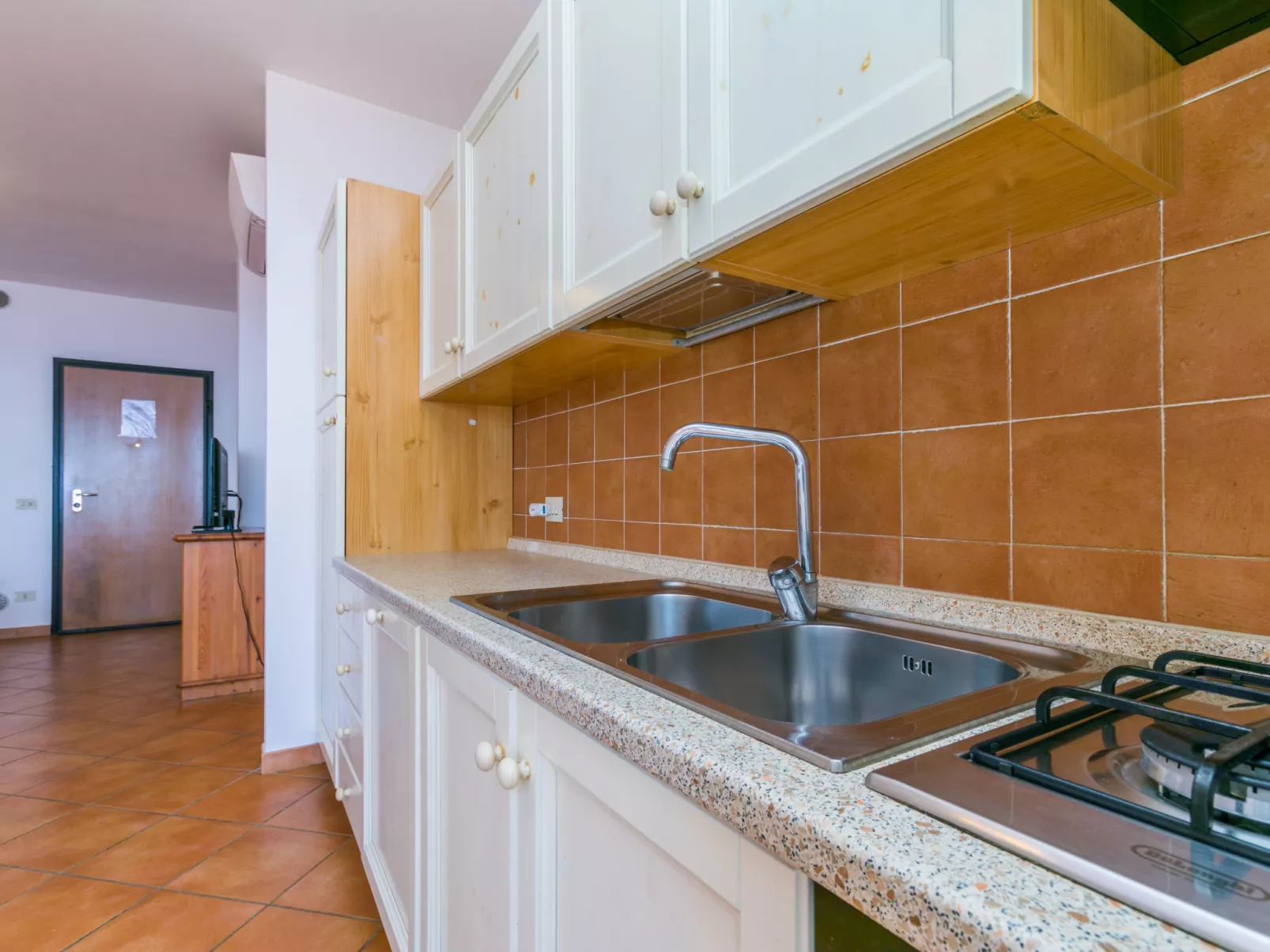 Three-room apartment-Inside