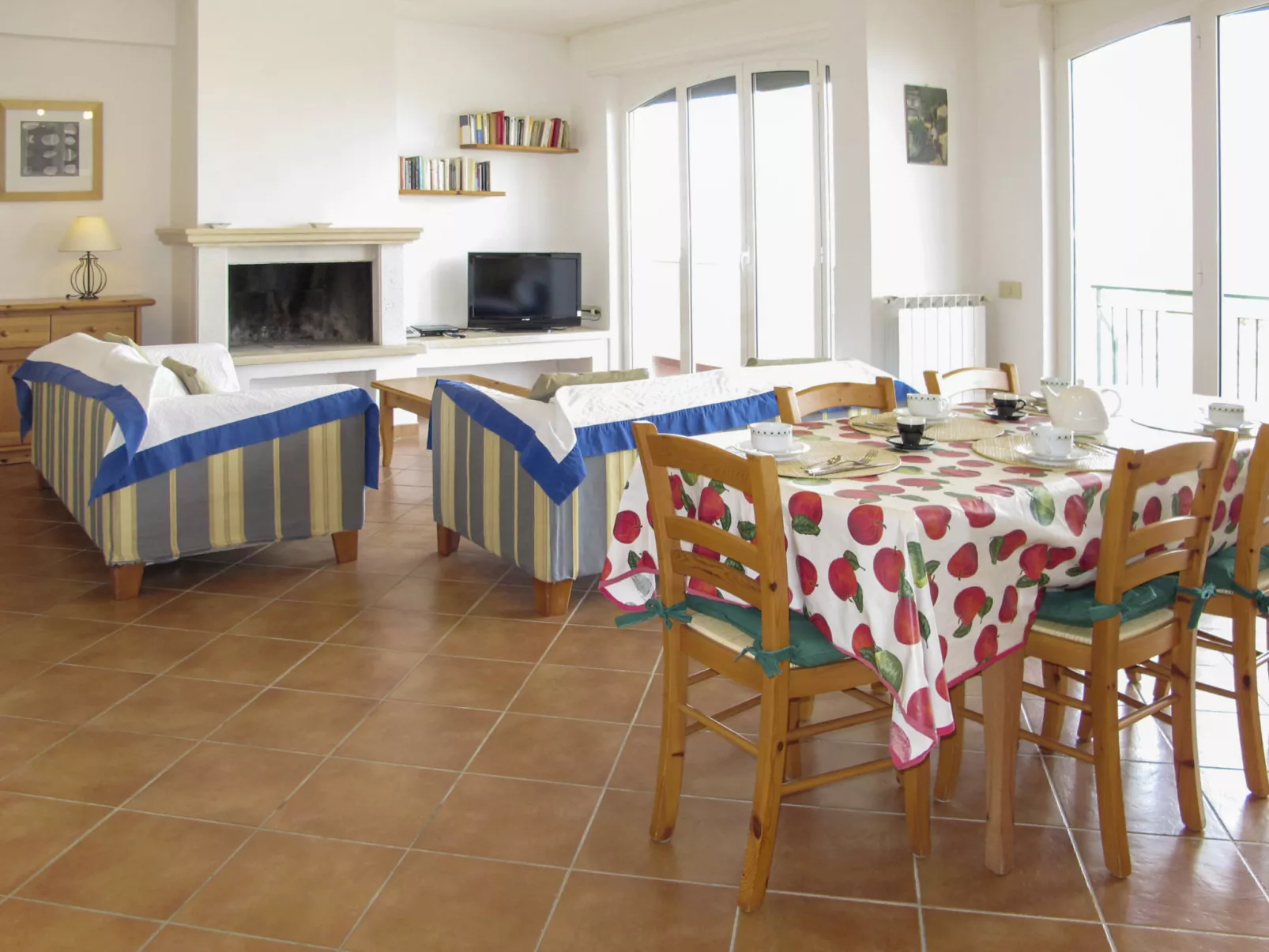 Four-room apartment-Inside
