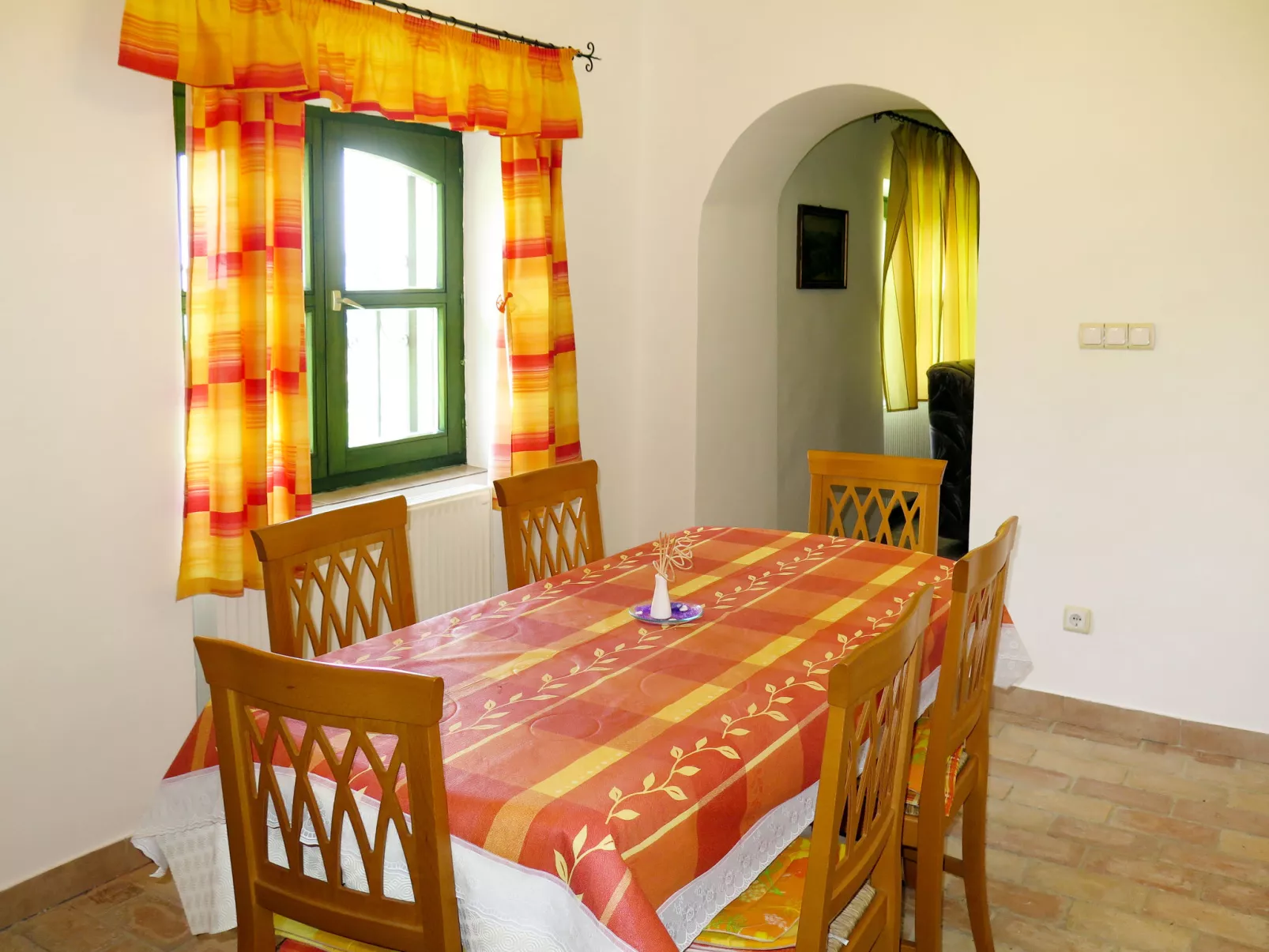 Fokas (ABR123)-Inside