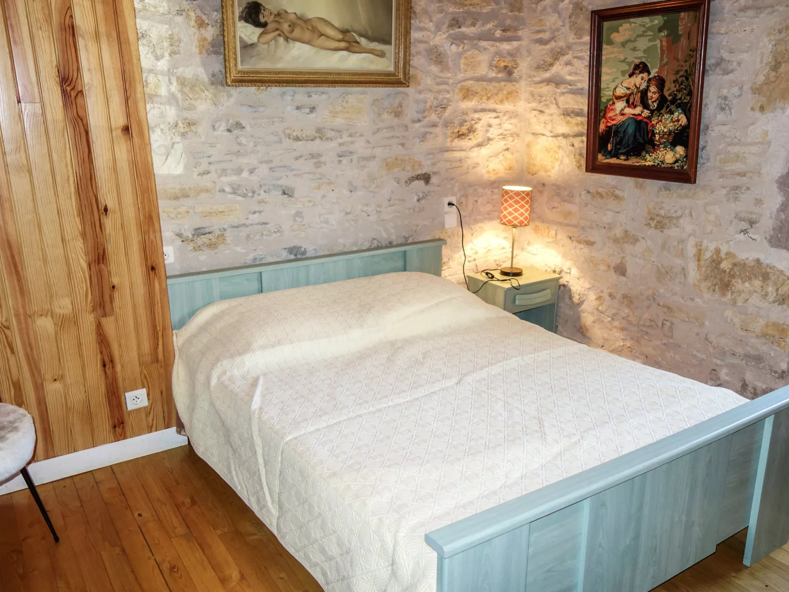 Maison Bonneval-Inside