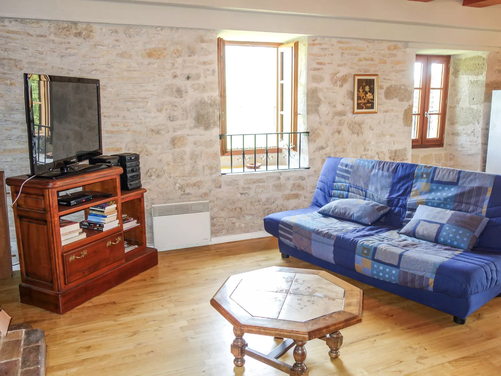 Maison Bonneval-Inside