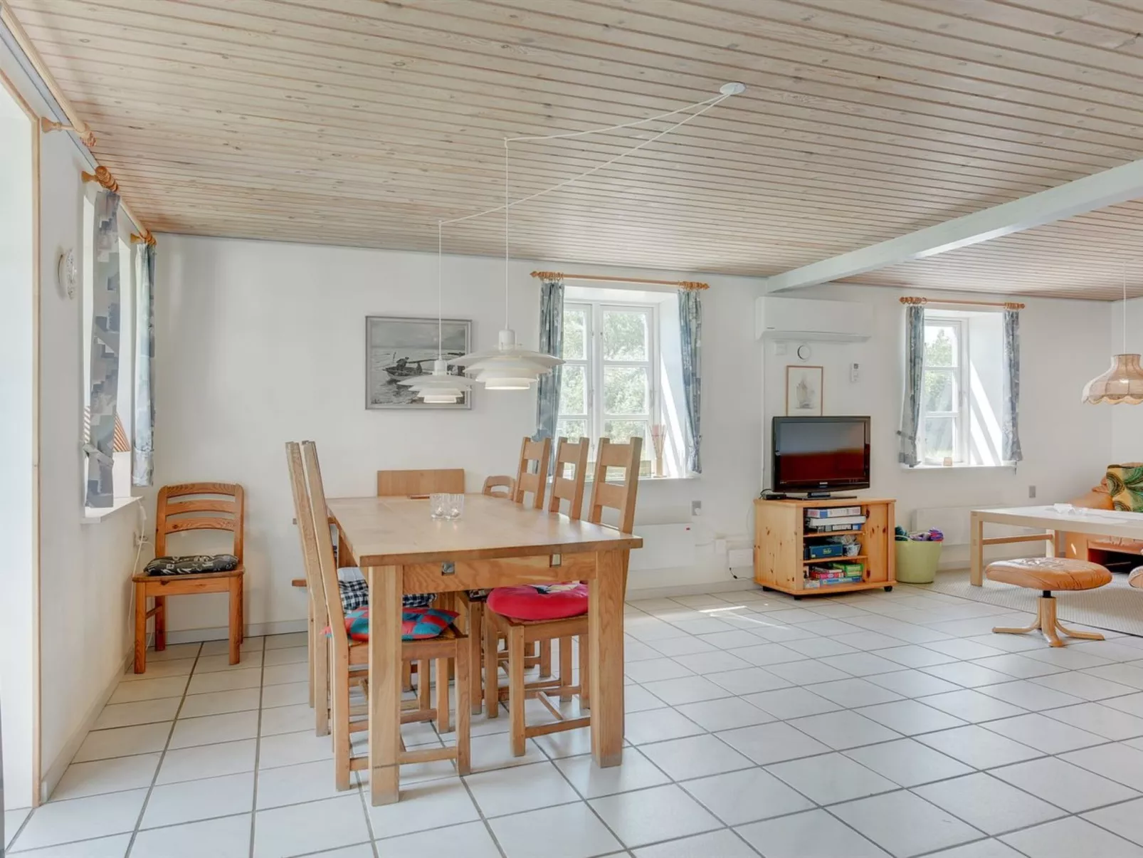 "Ilja" - 400m from the sea-Inside