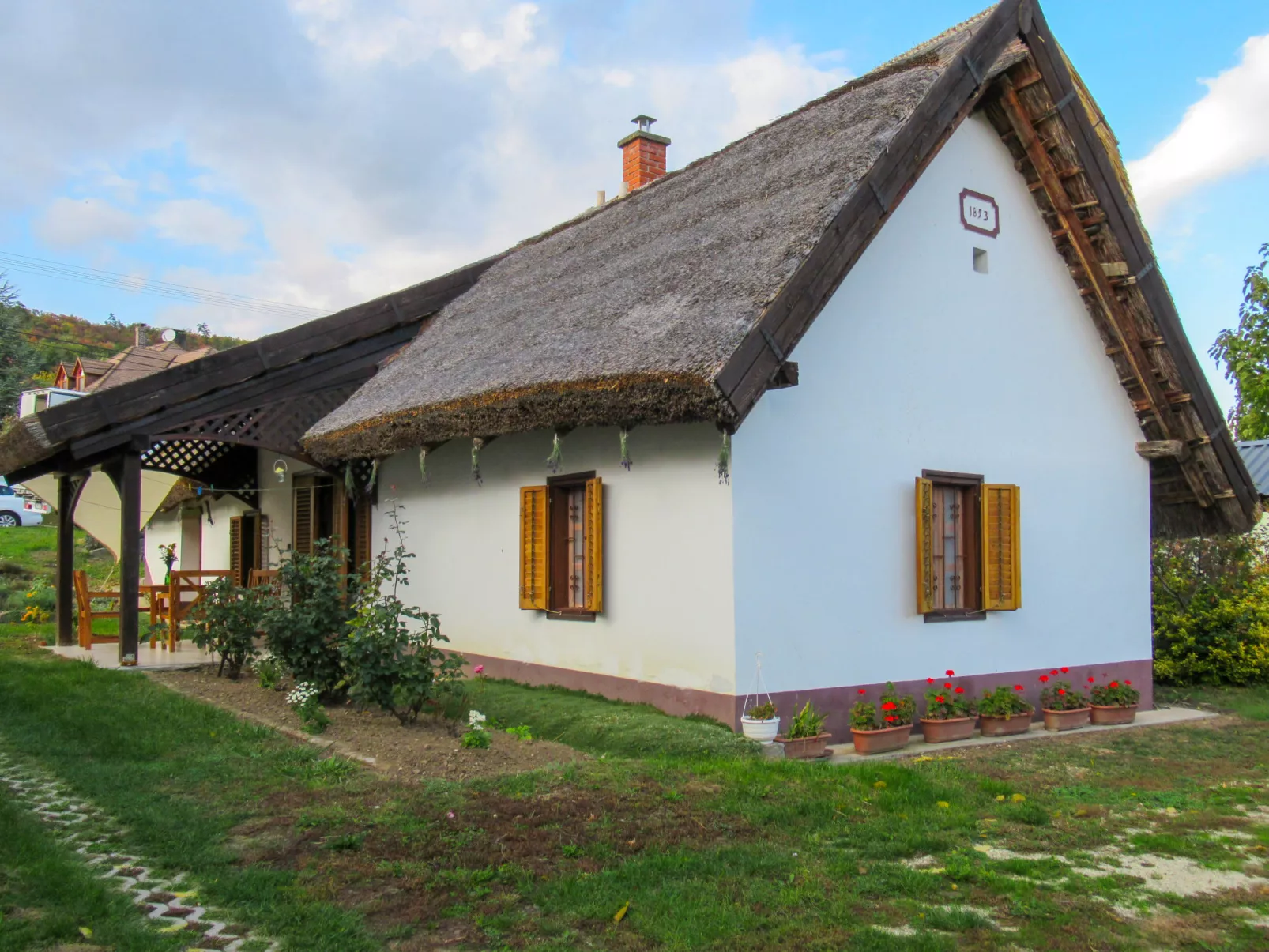Szijartó-Outside