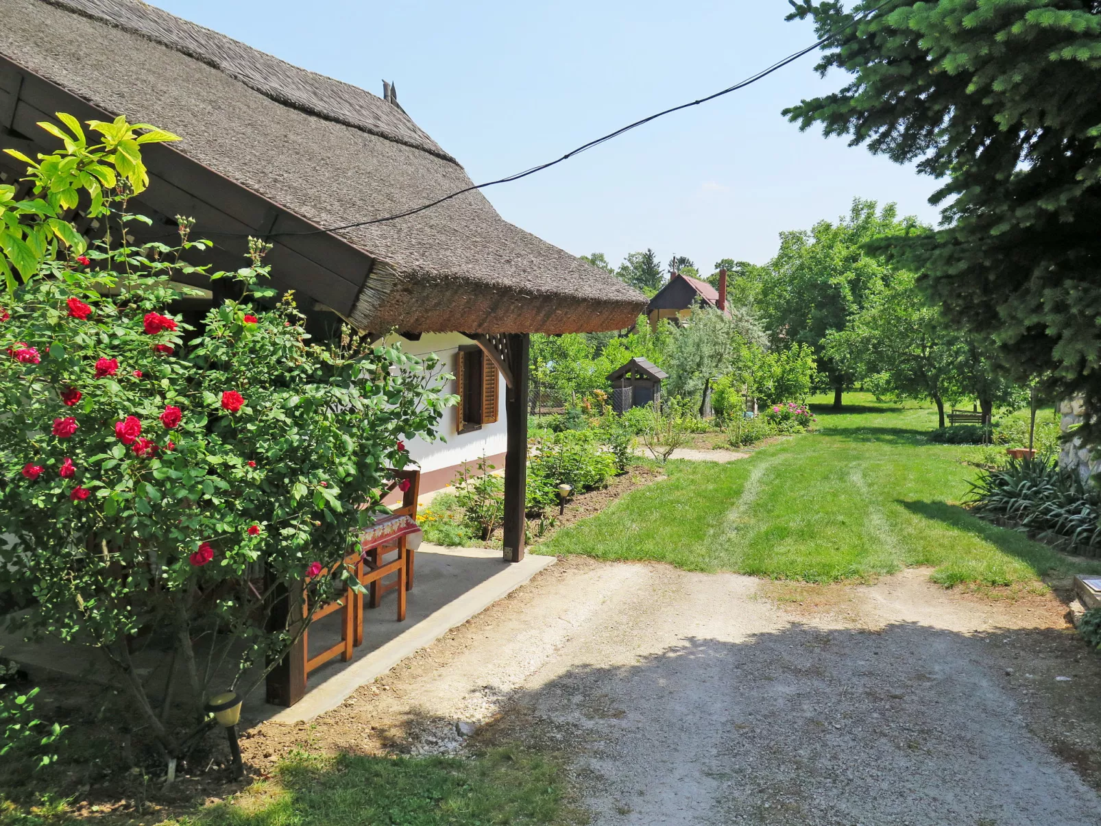 Szijartó-Outside