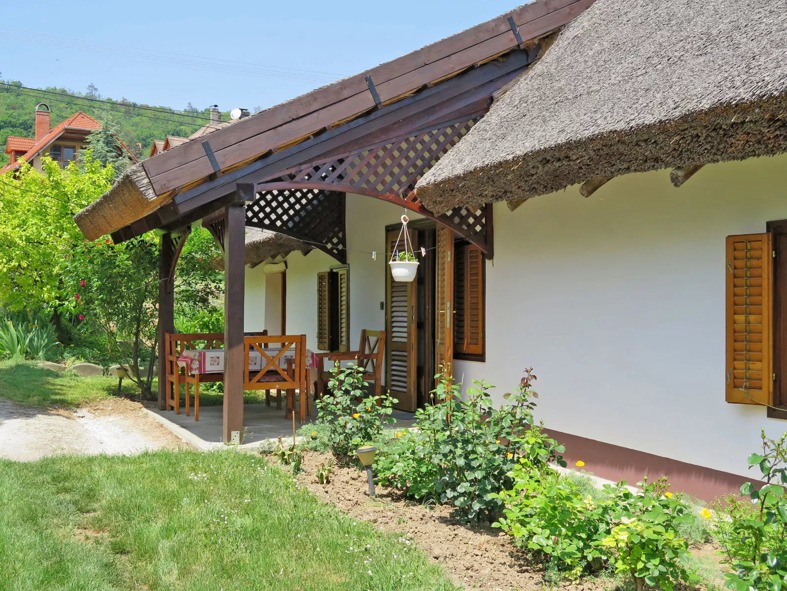Szijartó-Outside