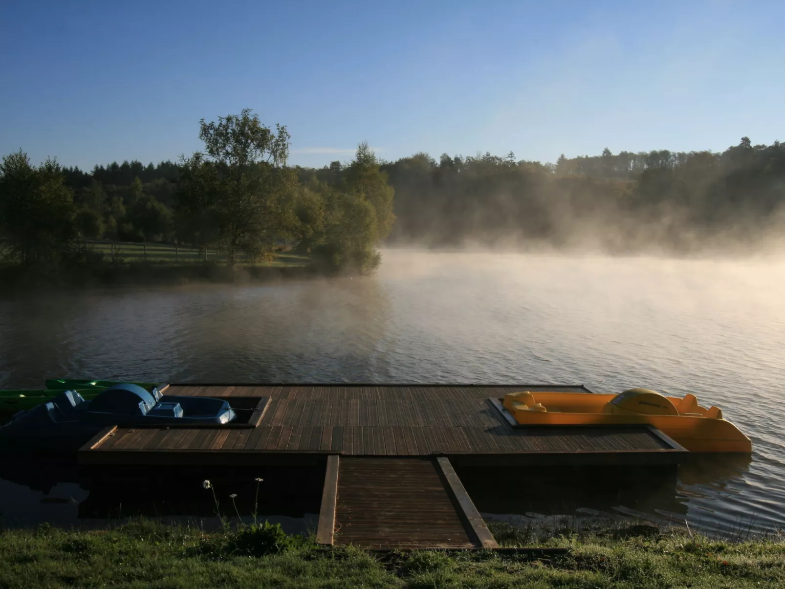 Domaine des Monédières - Chalet Lac 4-6-Draußen
