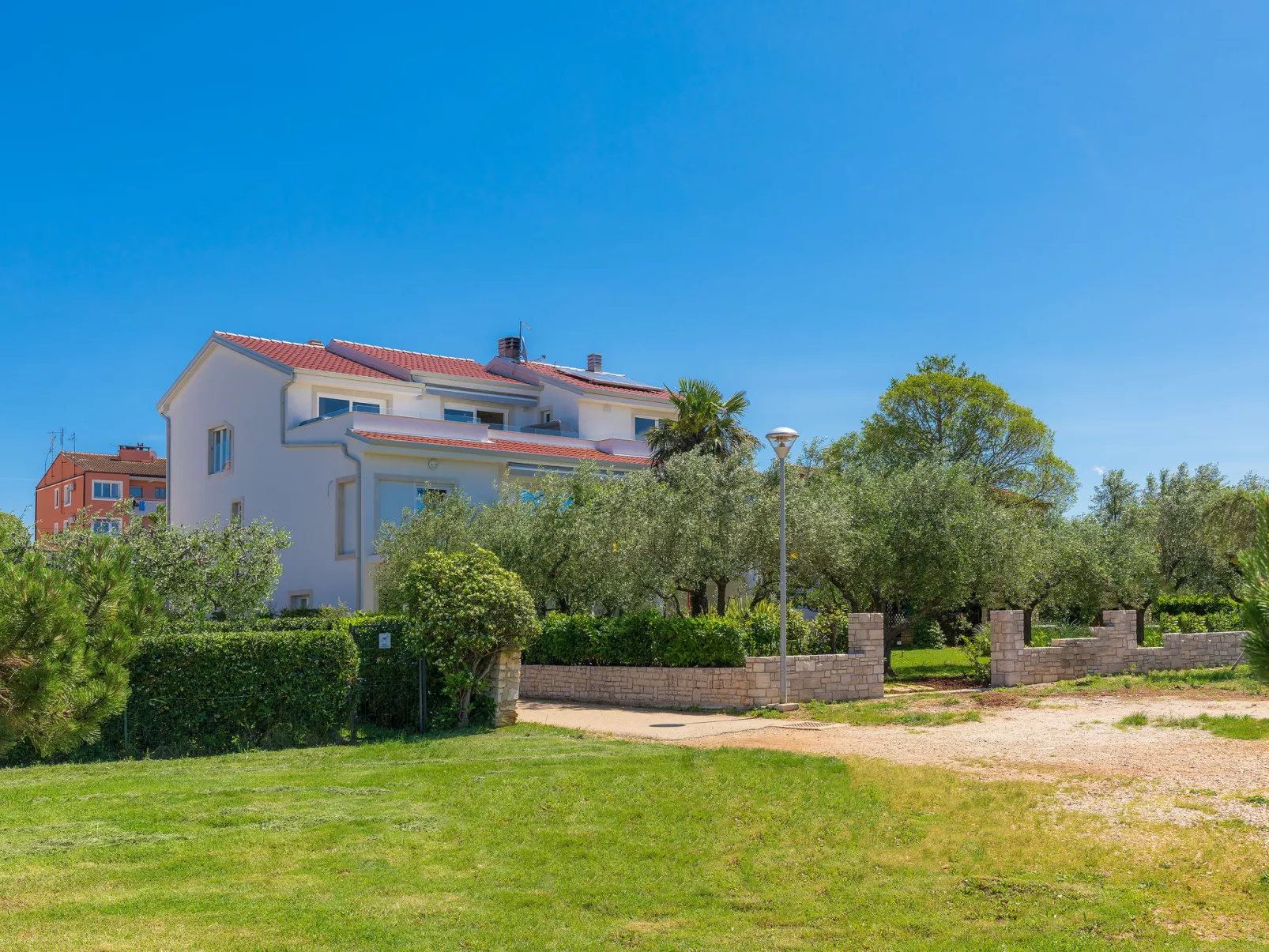 Mira-Dehors