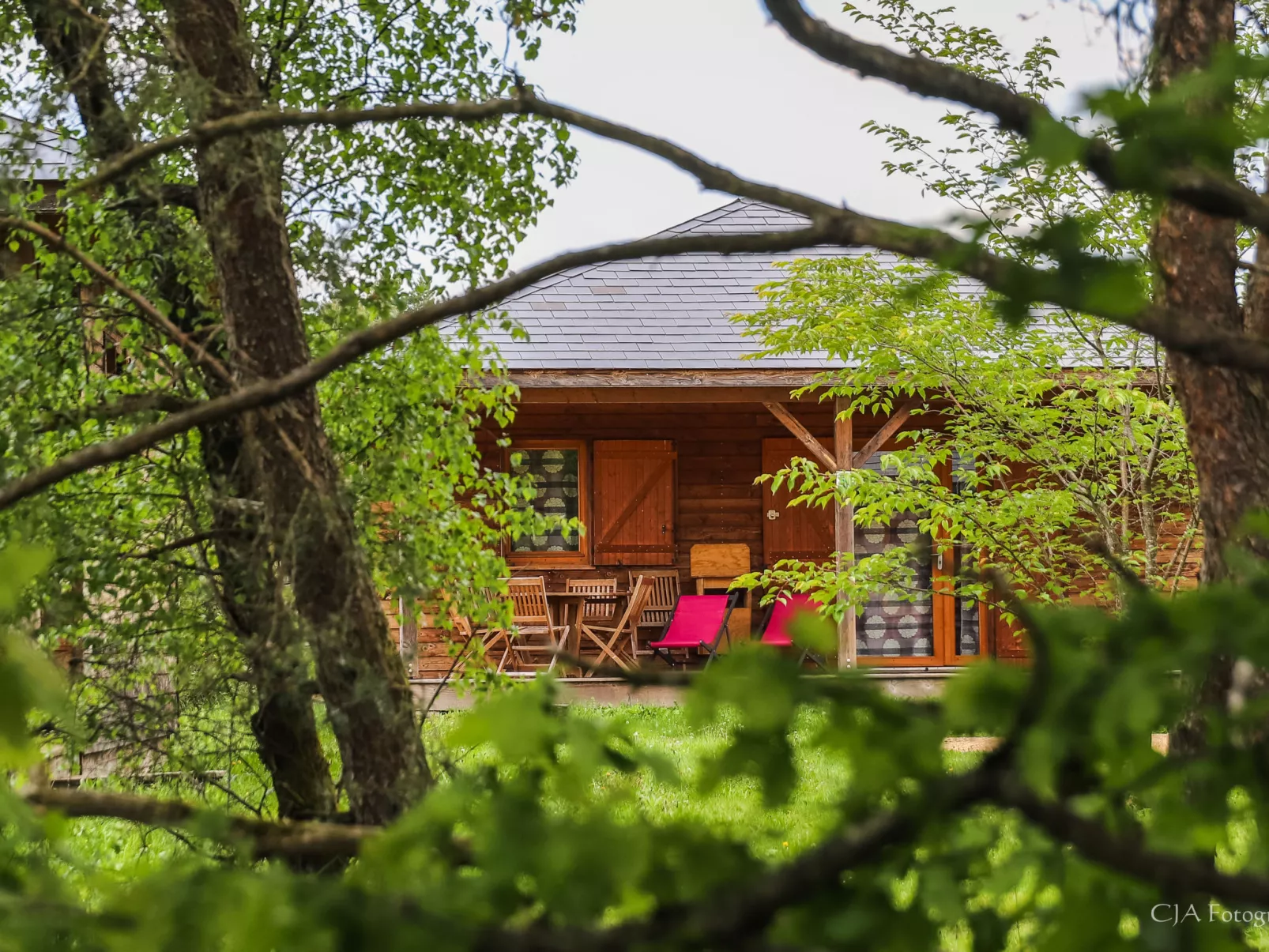 Domaine des Monédières - Chalet Lac 4-6-Draußen
