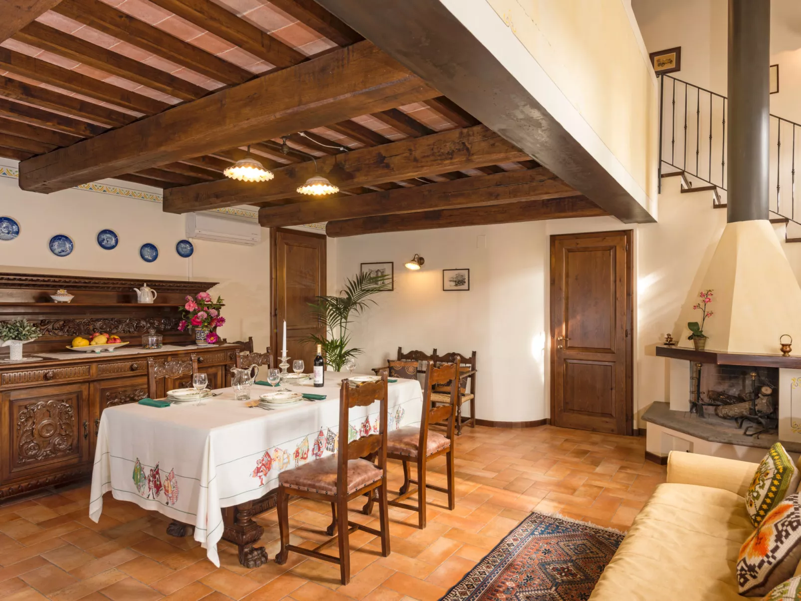 Casa Graziani-Inside