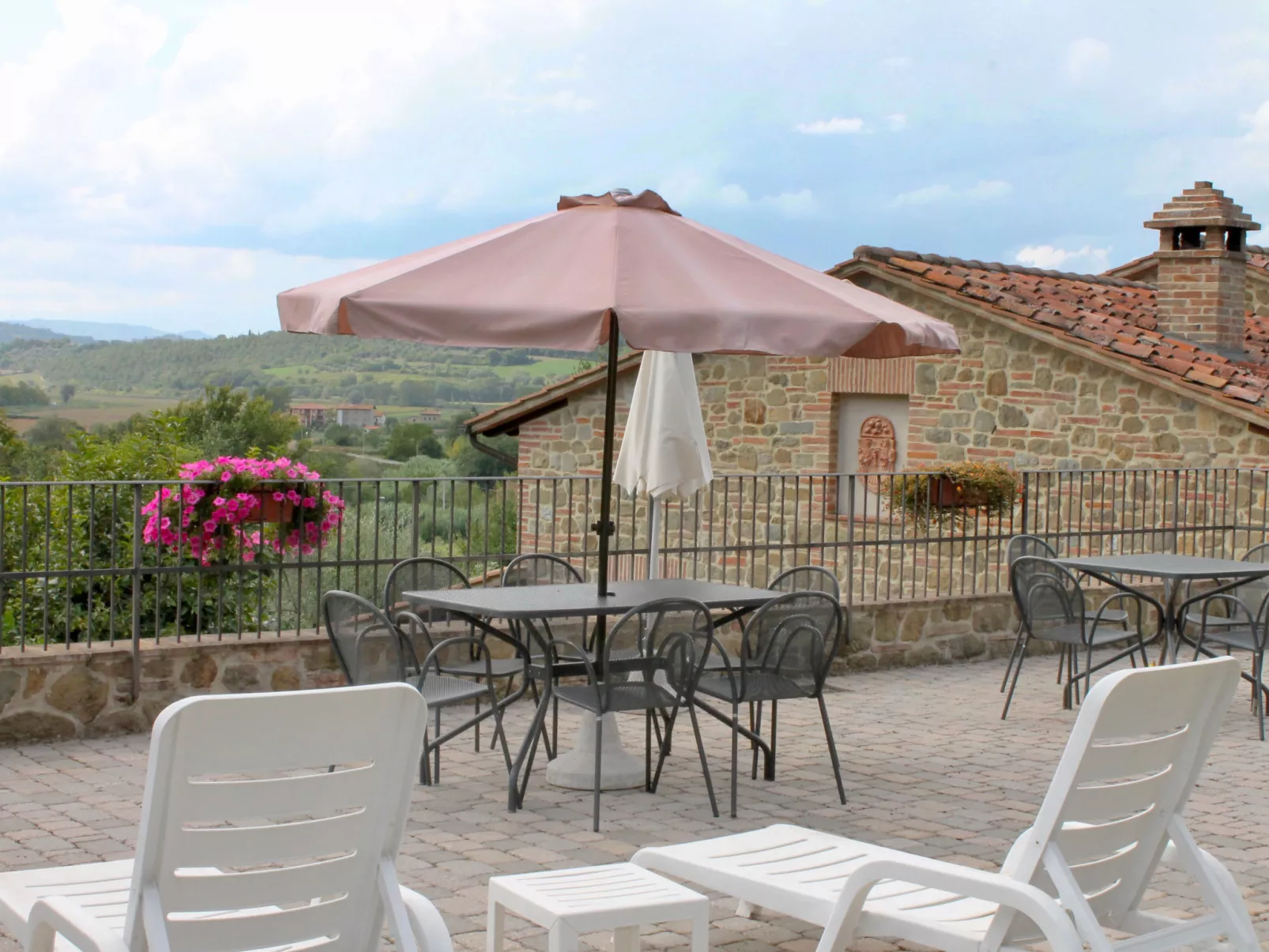 Casa Graziani-Outside