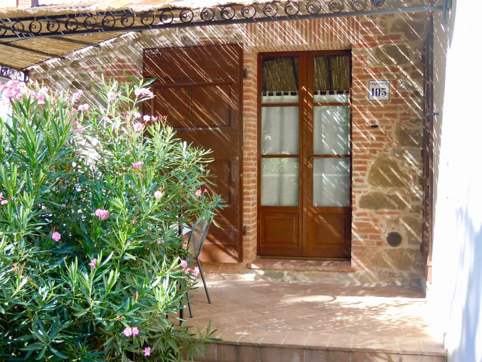 Casa Graziani-Outside