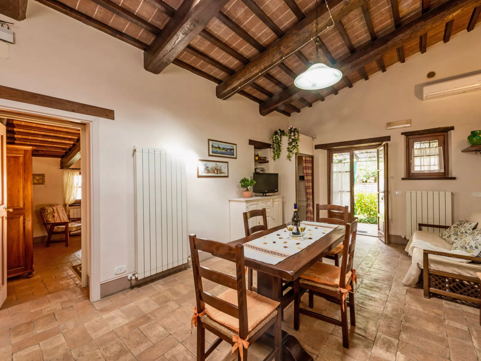 Casa Graziani-Inside