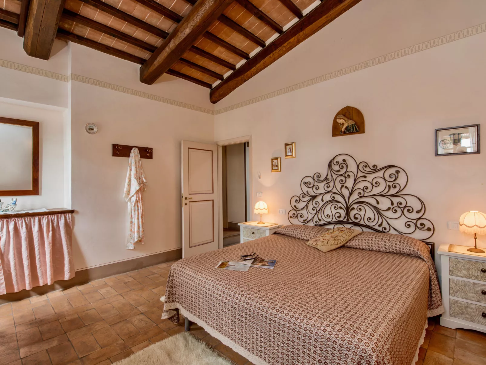 Casa Graziani-Inside