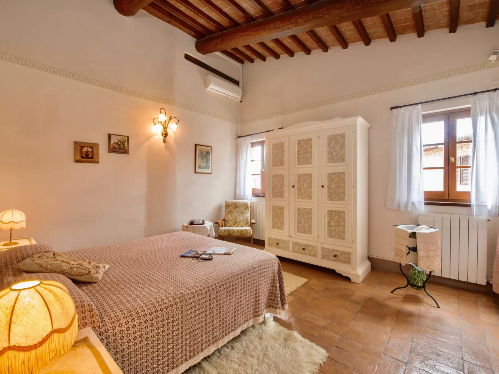 Casa Graziani-Inside