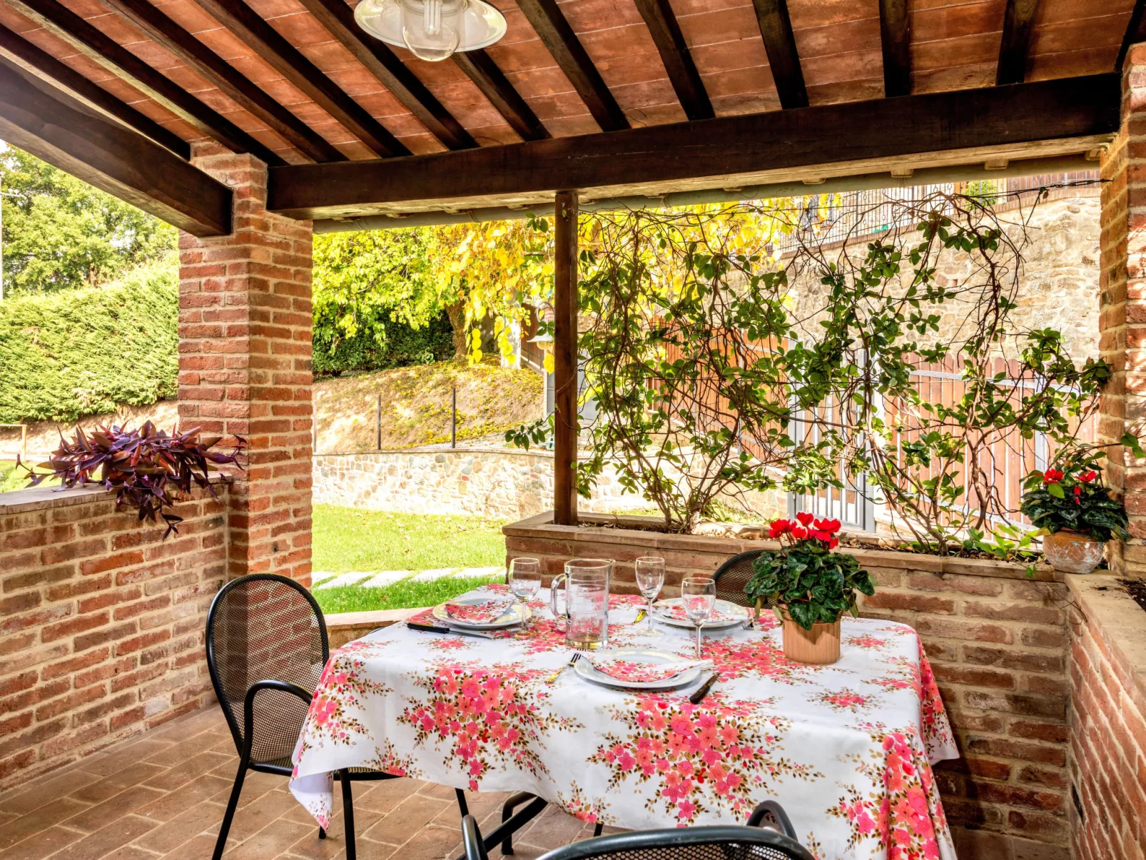 Casa Graziani-Outside