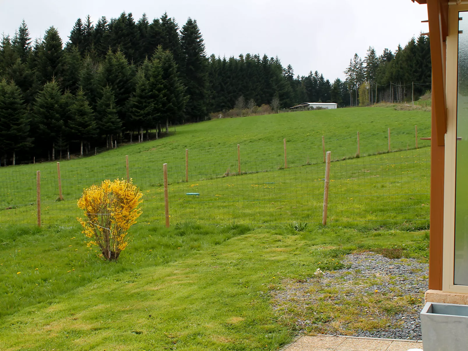 Le Clos des Sapins-Outside