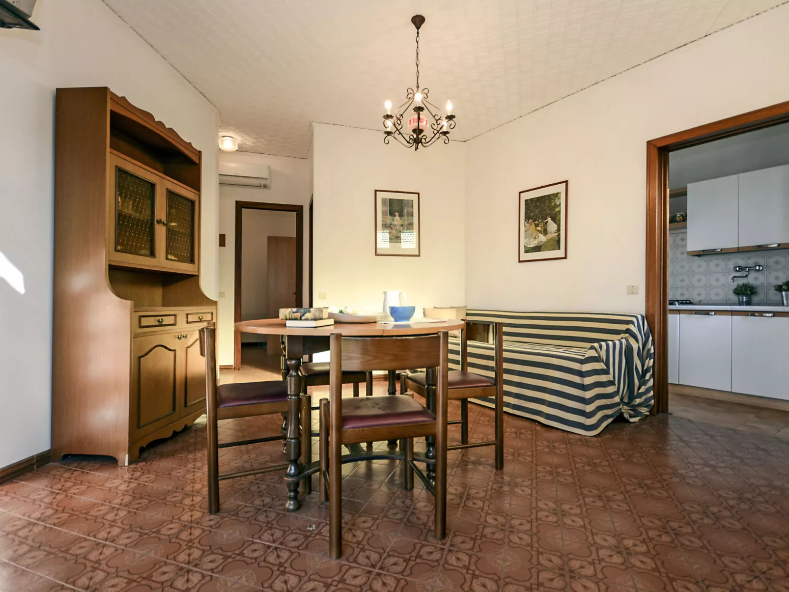 Villaggio Alex-Inside
