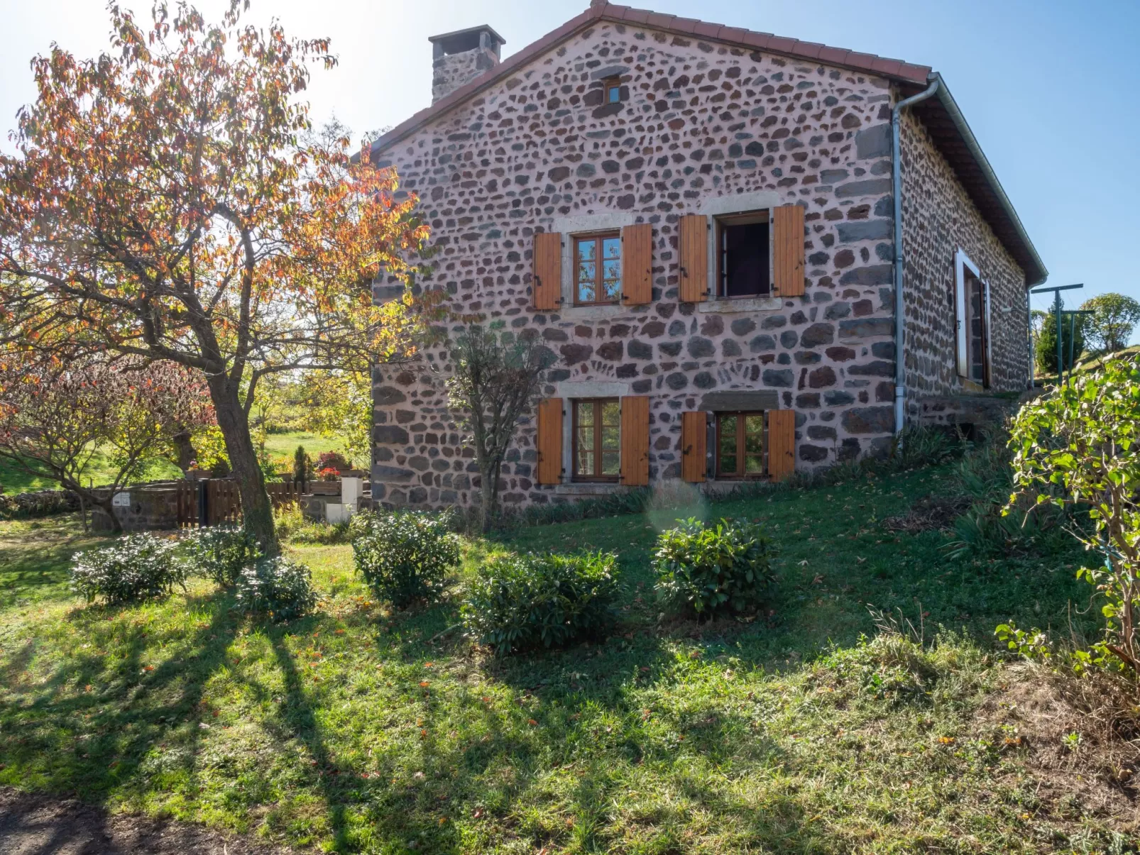 Ferme-Outside
