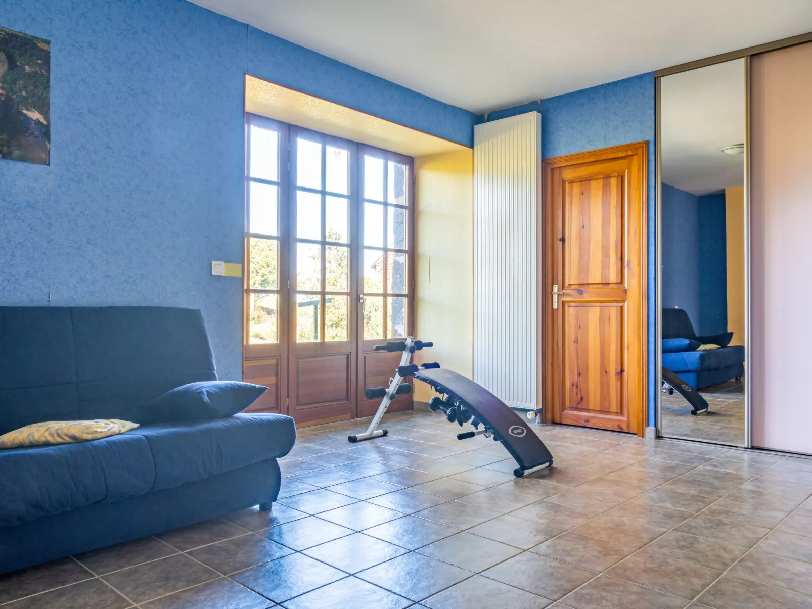 Ferme-Inside