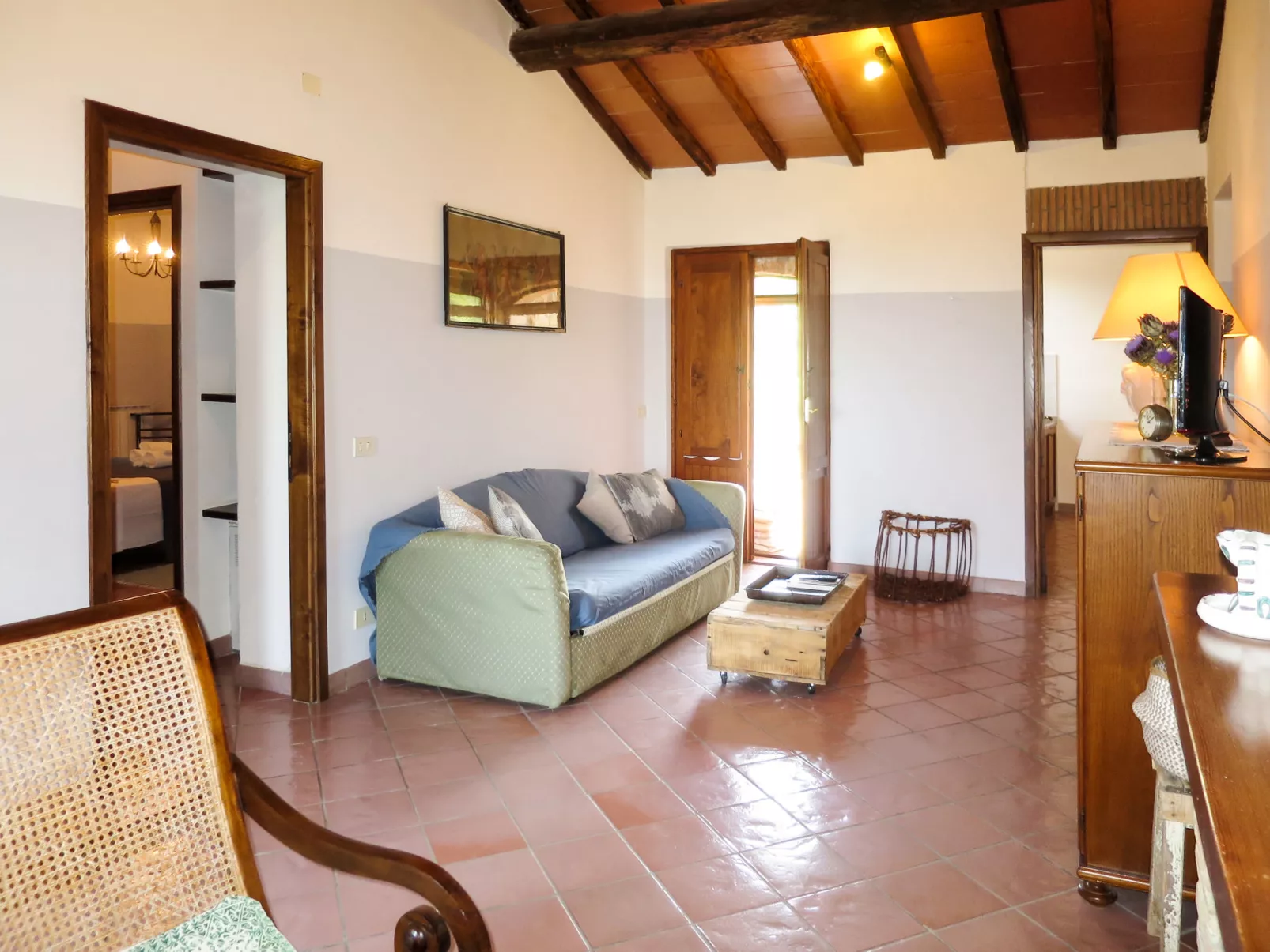 La Collina Fiorita-Inside