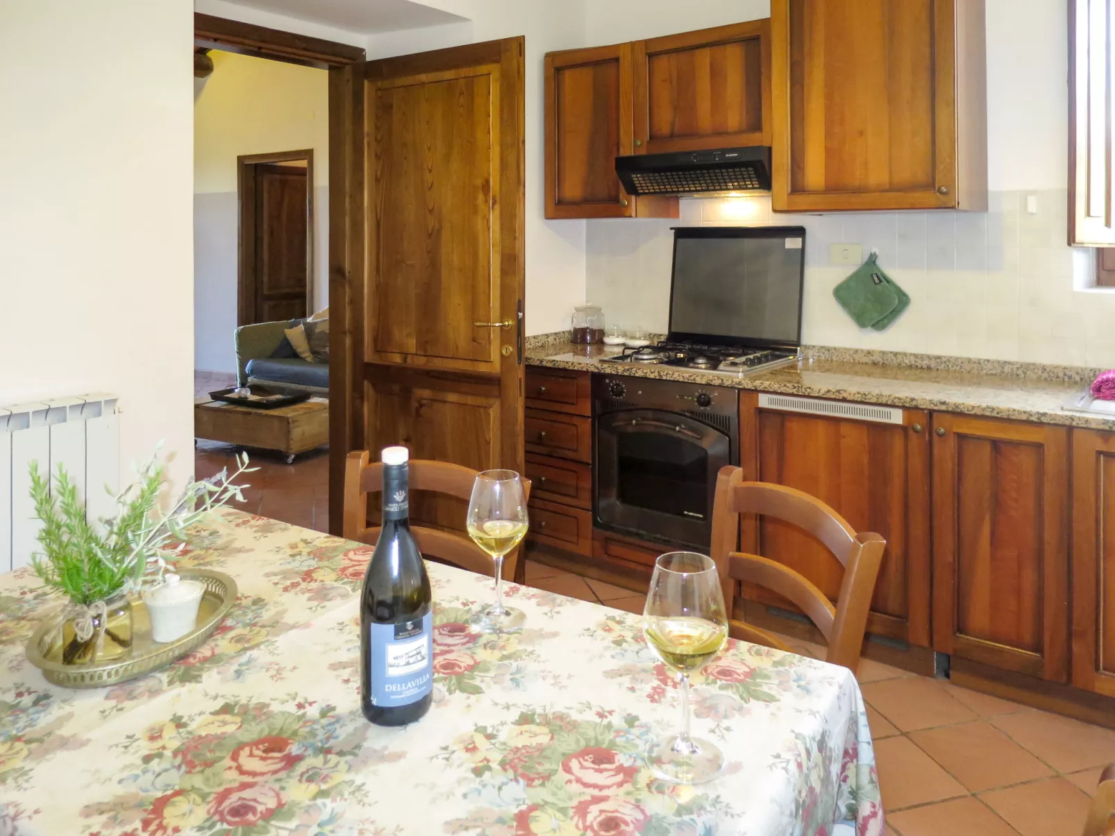 La Collina Fiorita-Inside