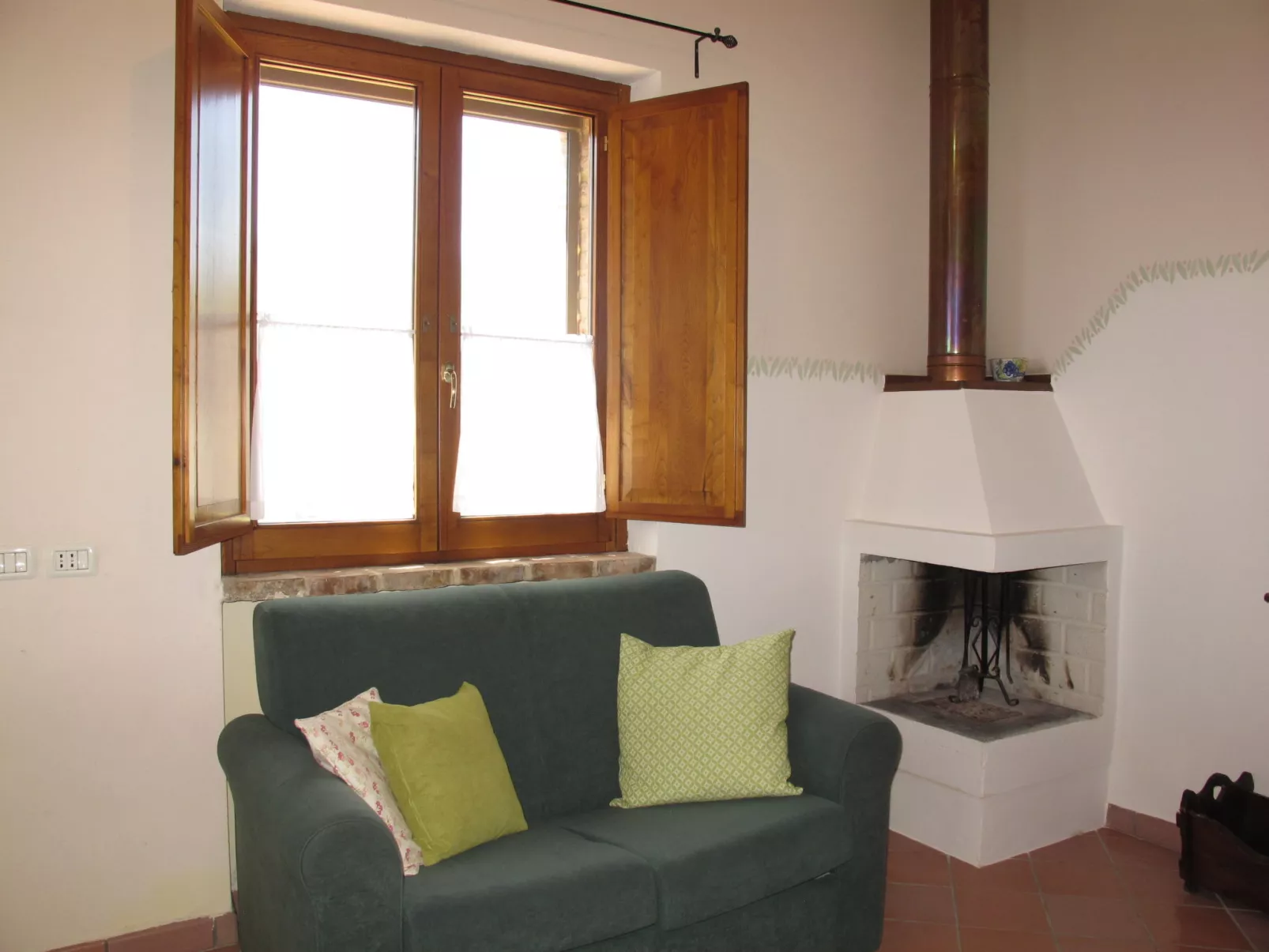 La Collina Fiorita-Inside