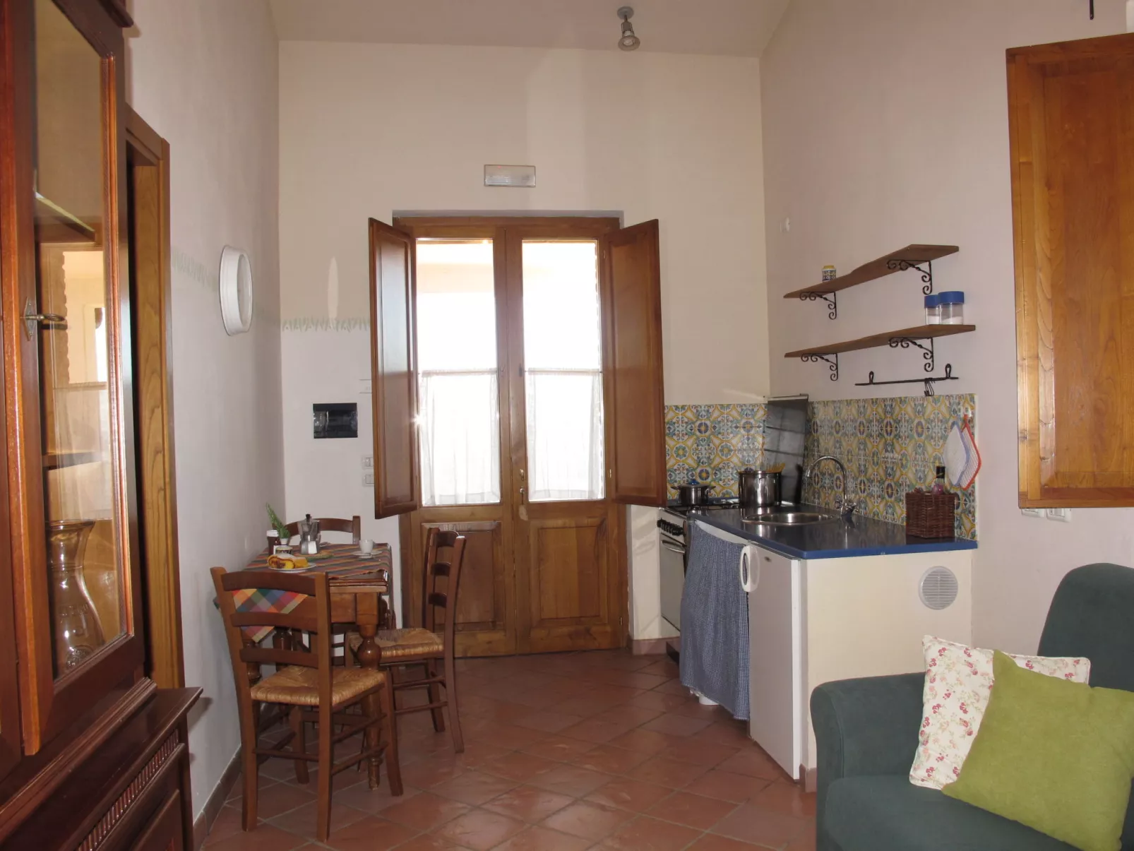 La Collina Fiorita-Inside