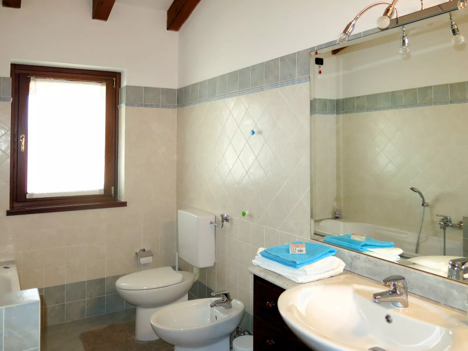 Casa Monte Nero-Inside