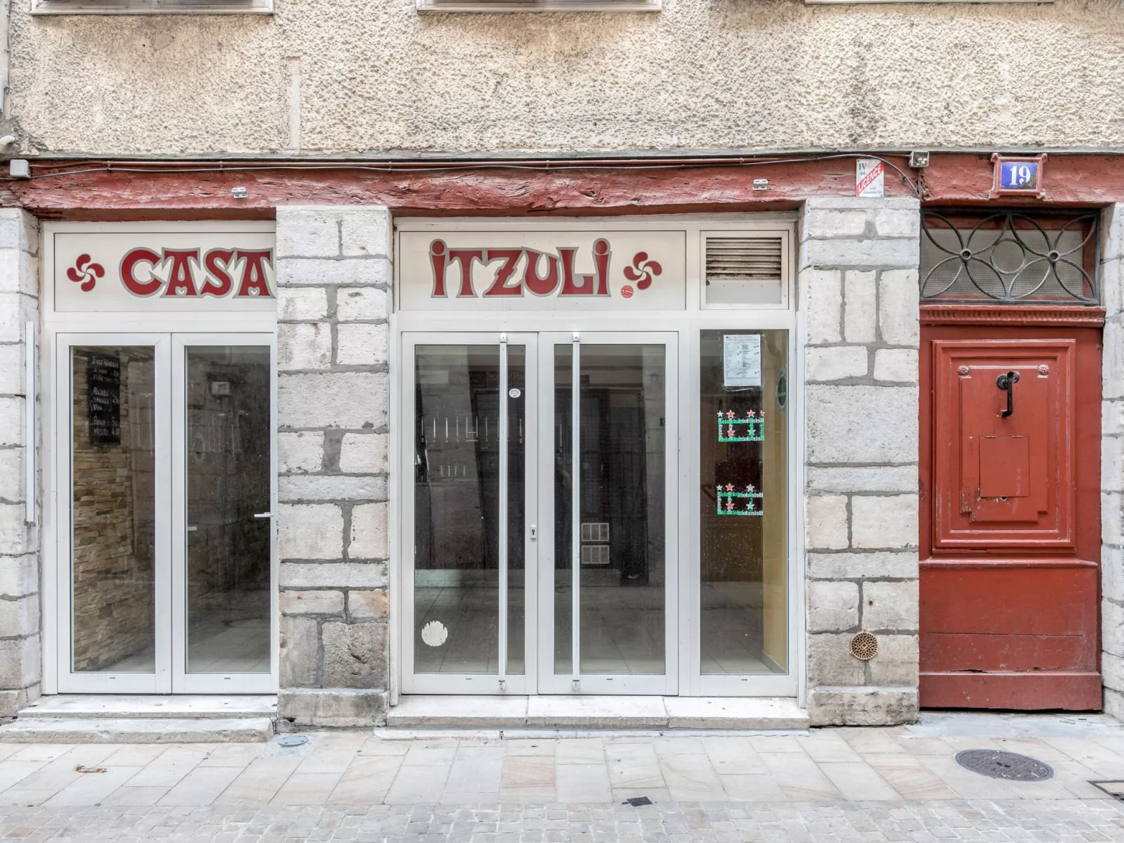 Casa Itzuli-Outside