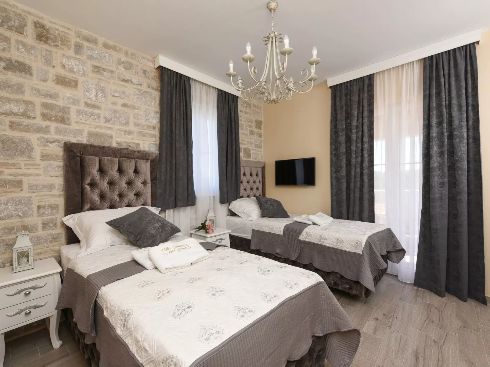 Imperia-Inside
