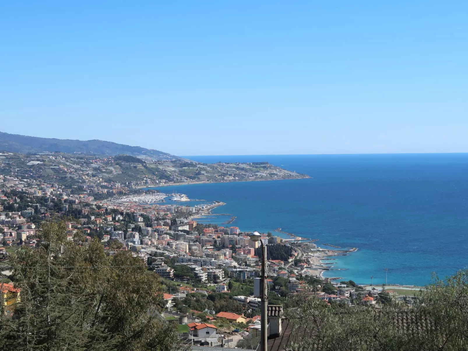Margi-Dehors