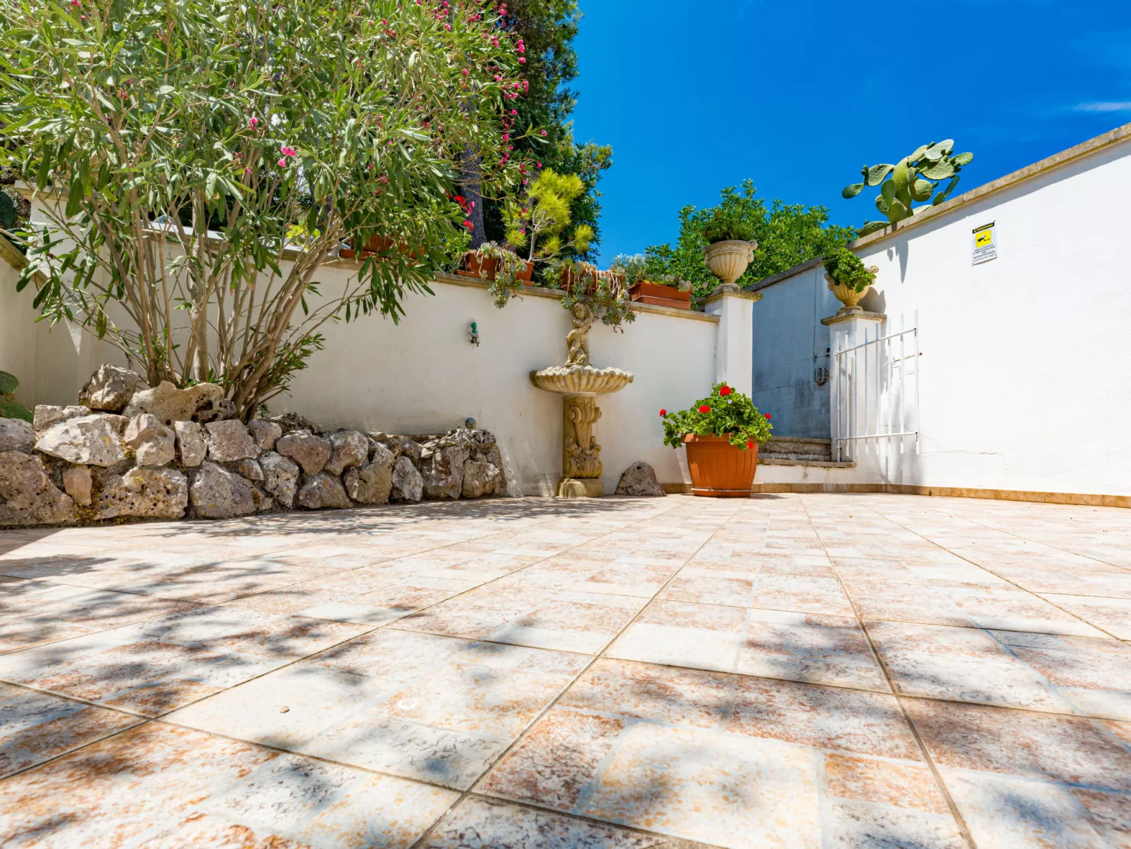 Villetta Paradiso-Outside