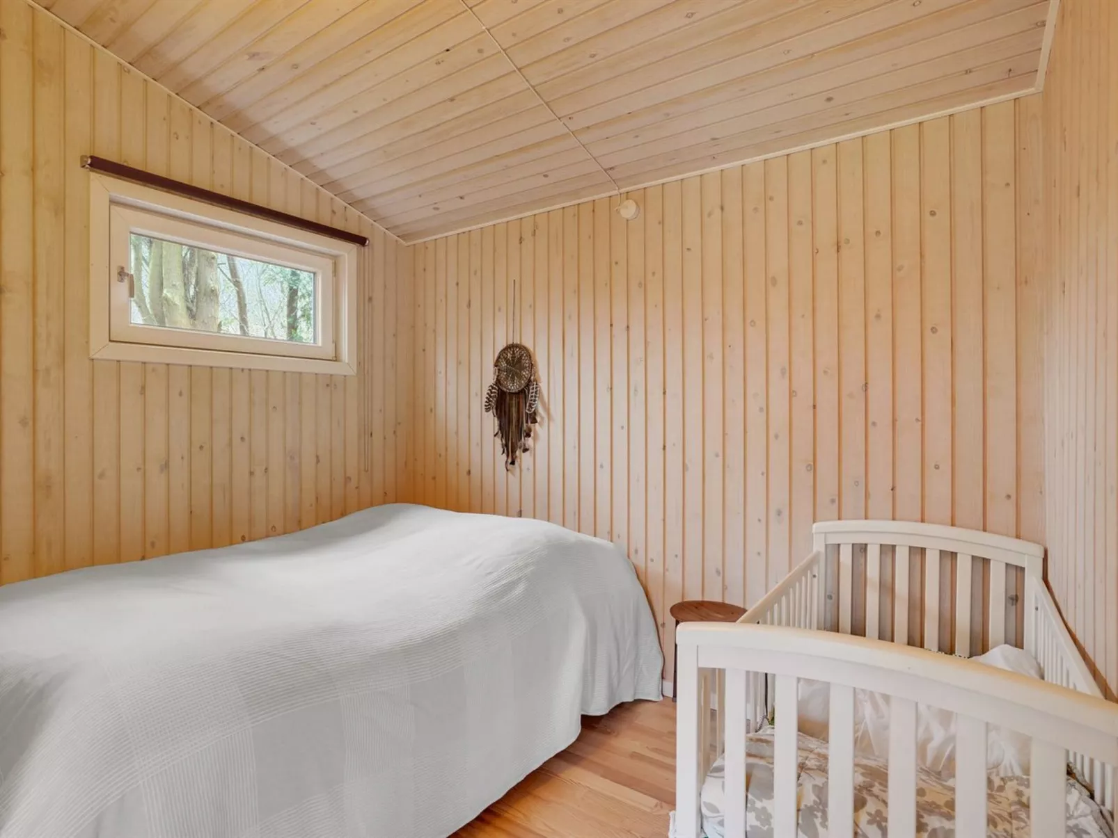 "Sarah" - 500m from the sea-Inside