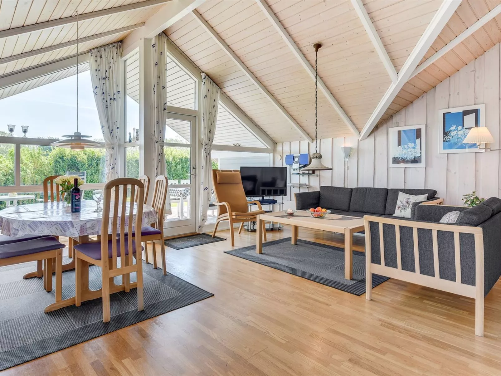 "Odin" - 200m from the sea-Inside