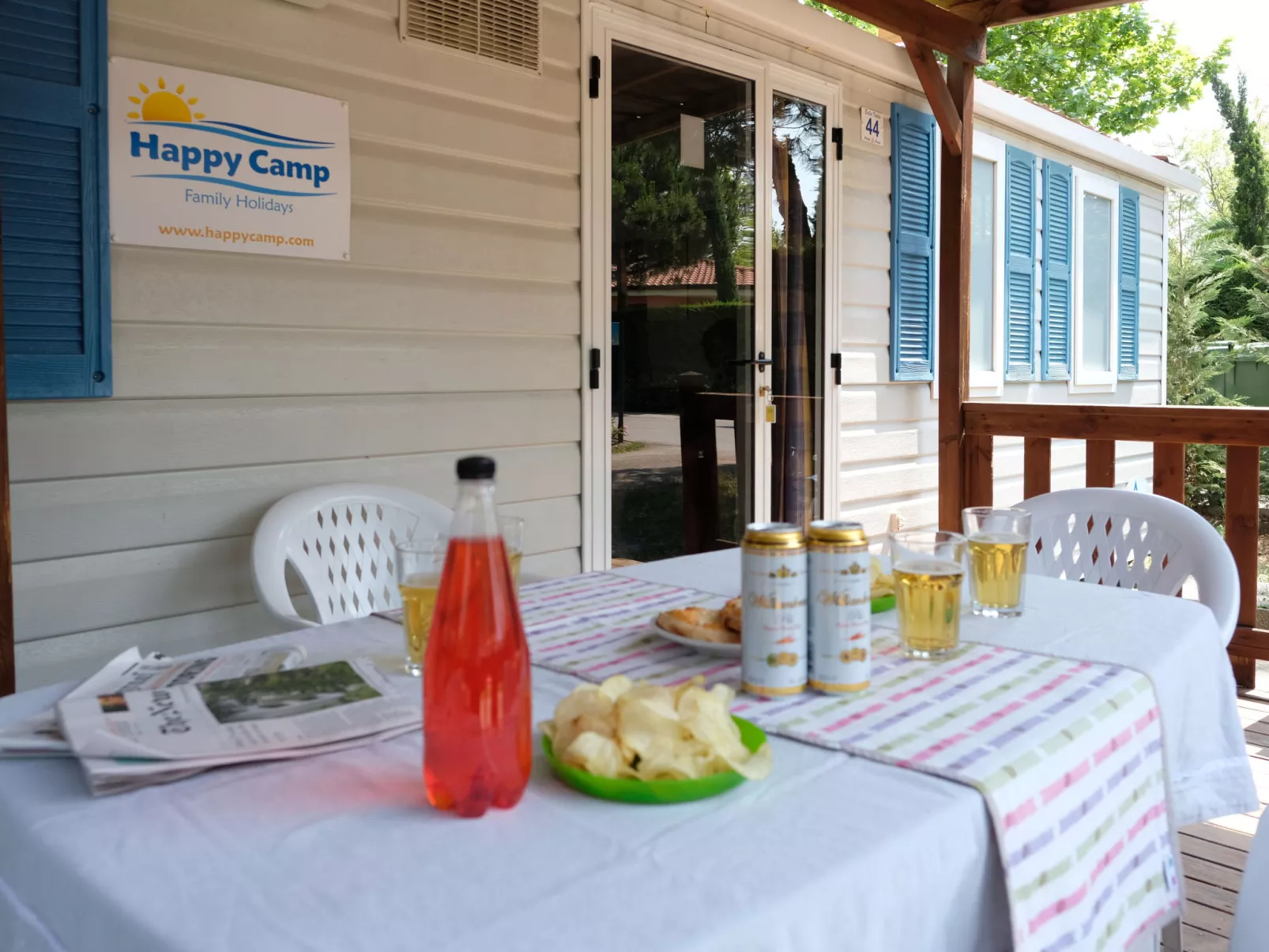 Happy Plus-Dehors
