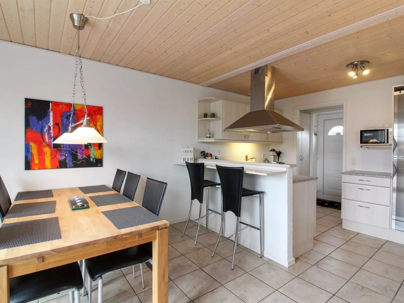"Frænde" - 600m from the sea-Inside