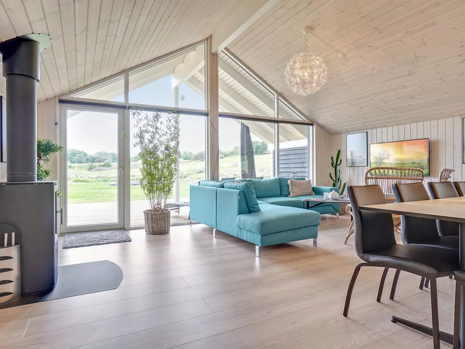 "Vara" - 800m from the sea-Inside