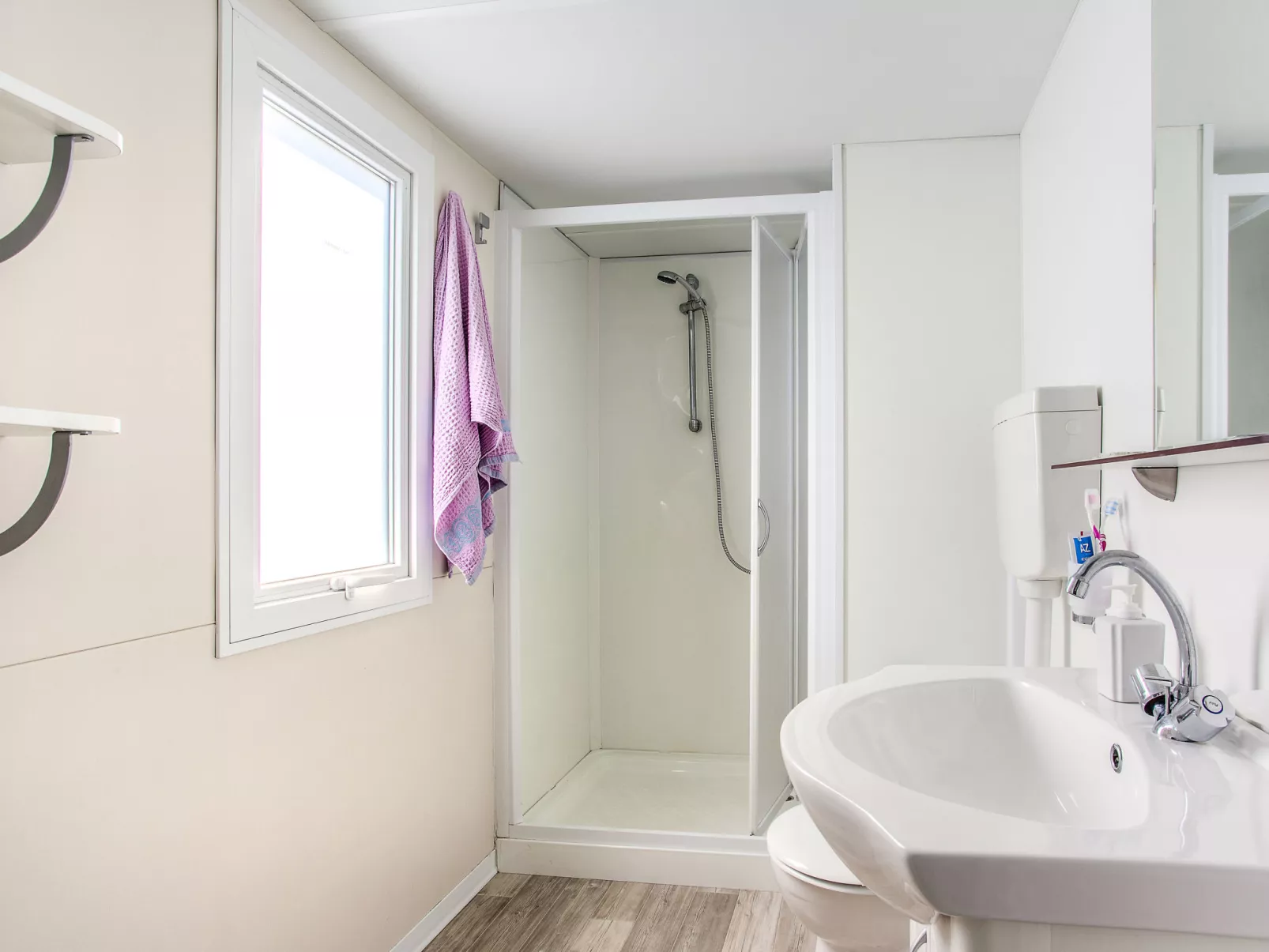 Rosapineta Sud-Drinnen