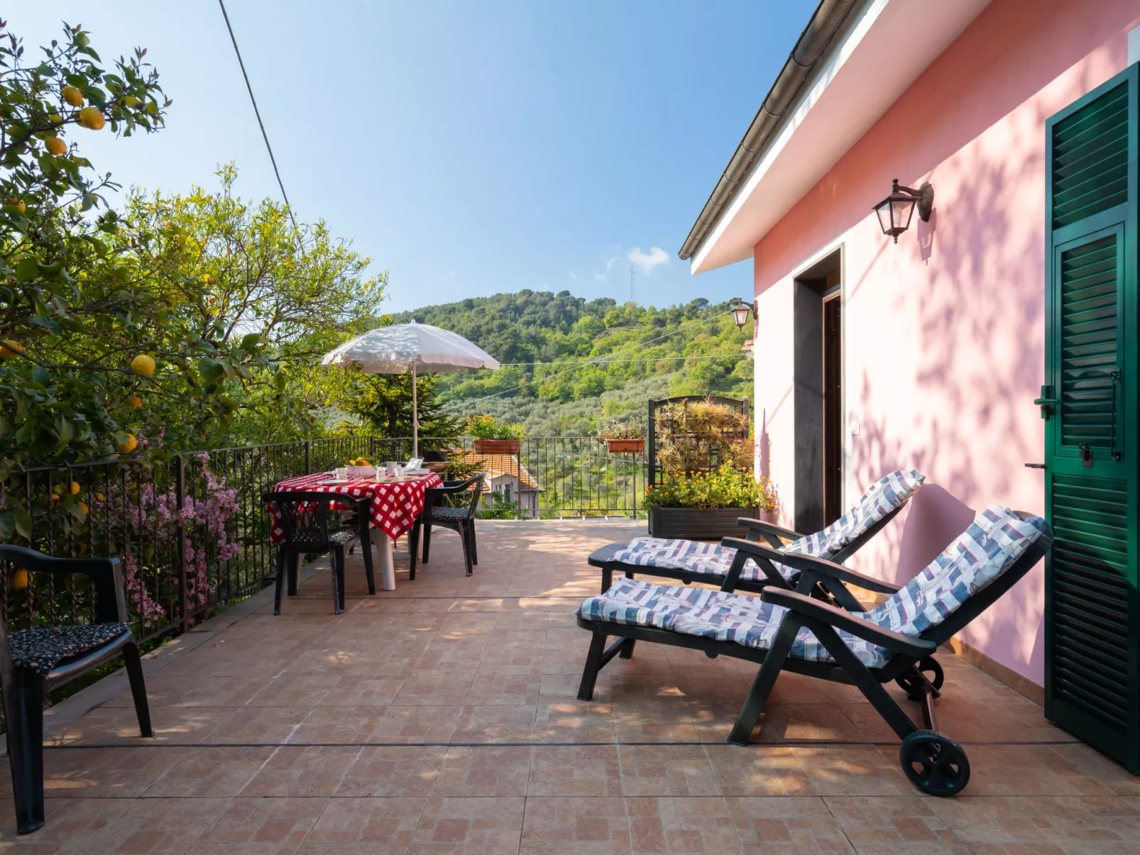 Casa Trinità-Outside