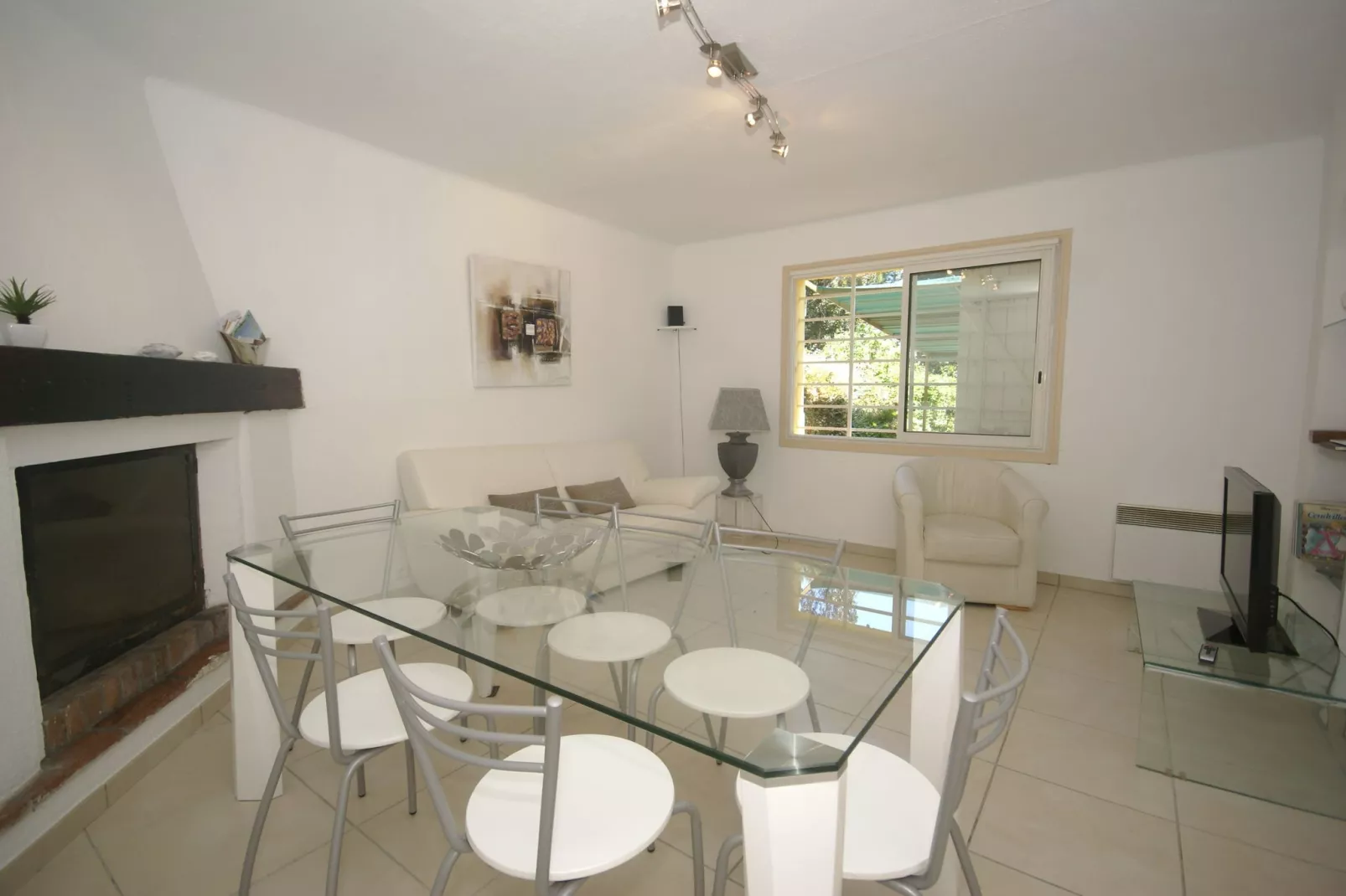 Romarins-Living room