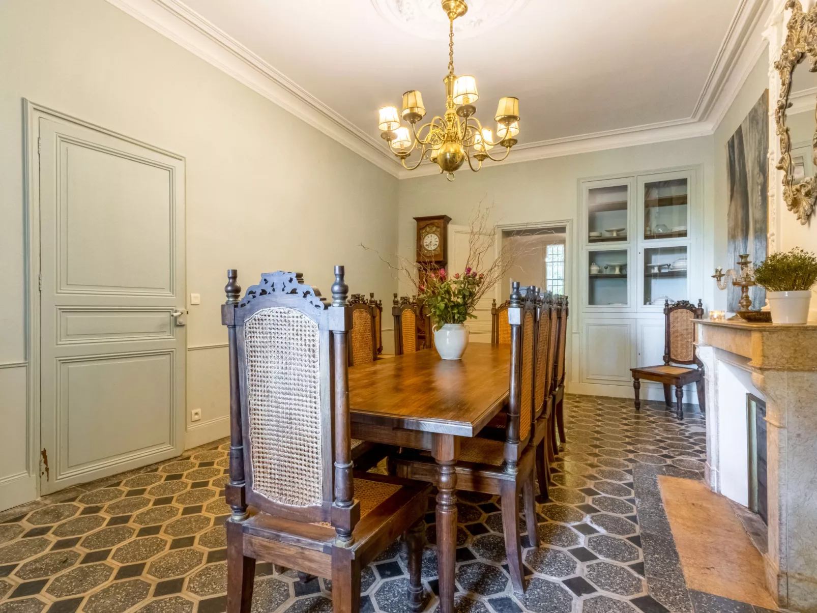 Villa Jaume-Inside