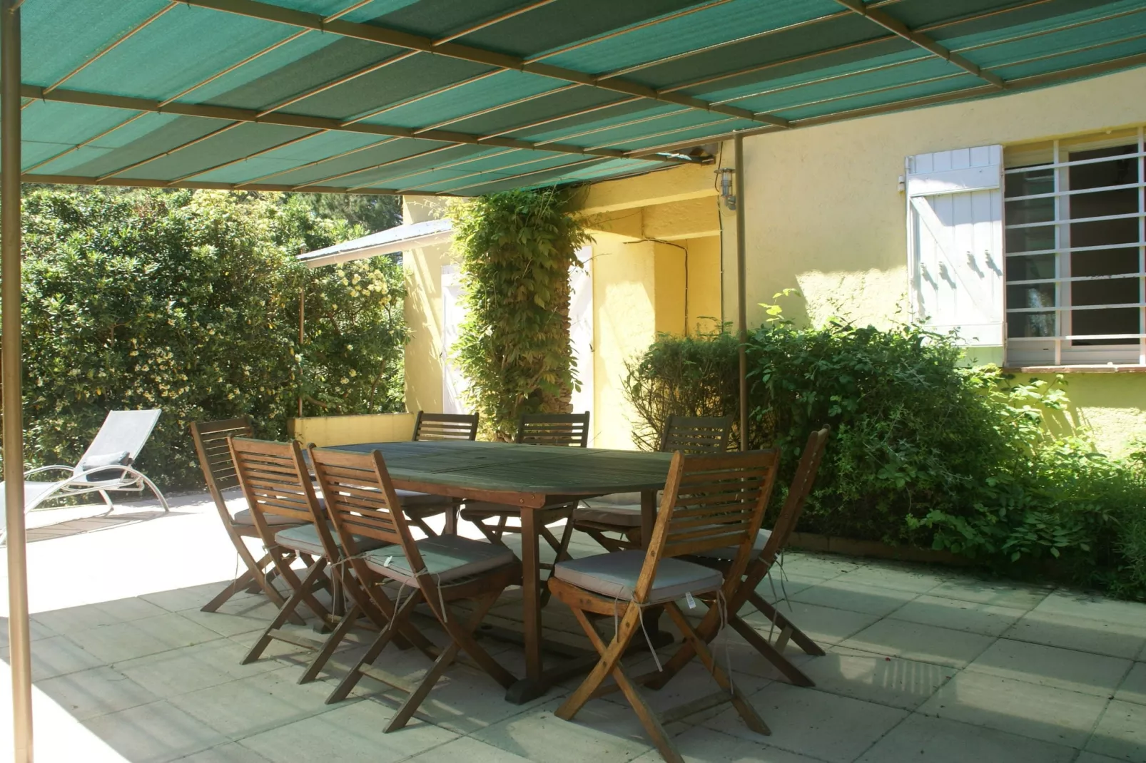 Romarins-Terrace balcony