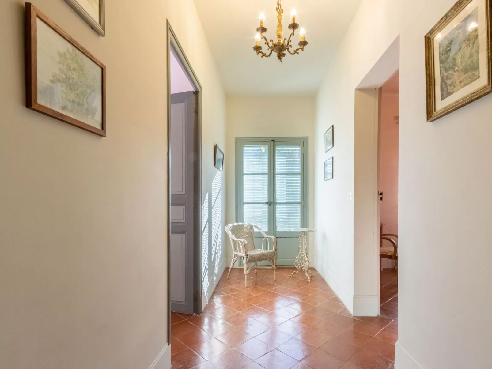 Villa Jaume-Inside