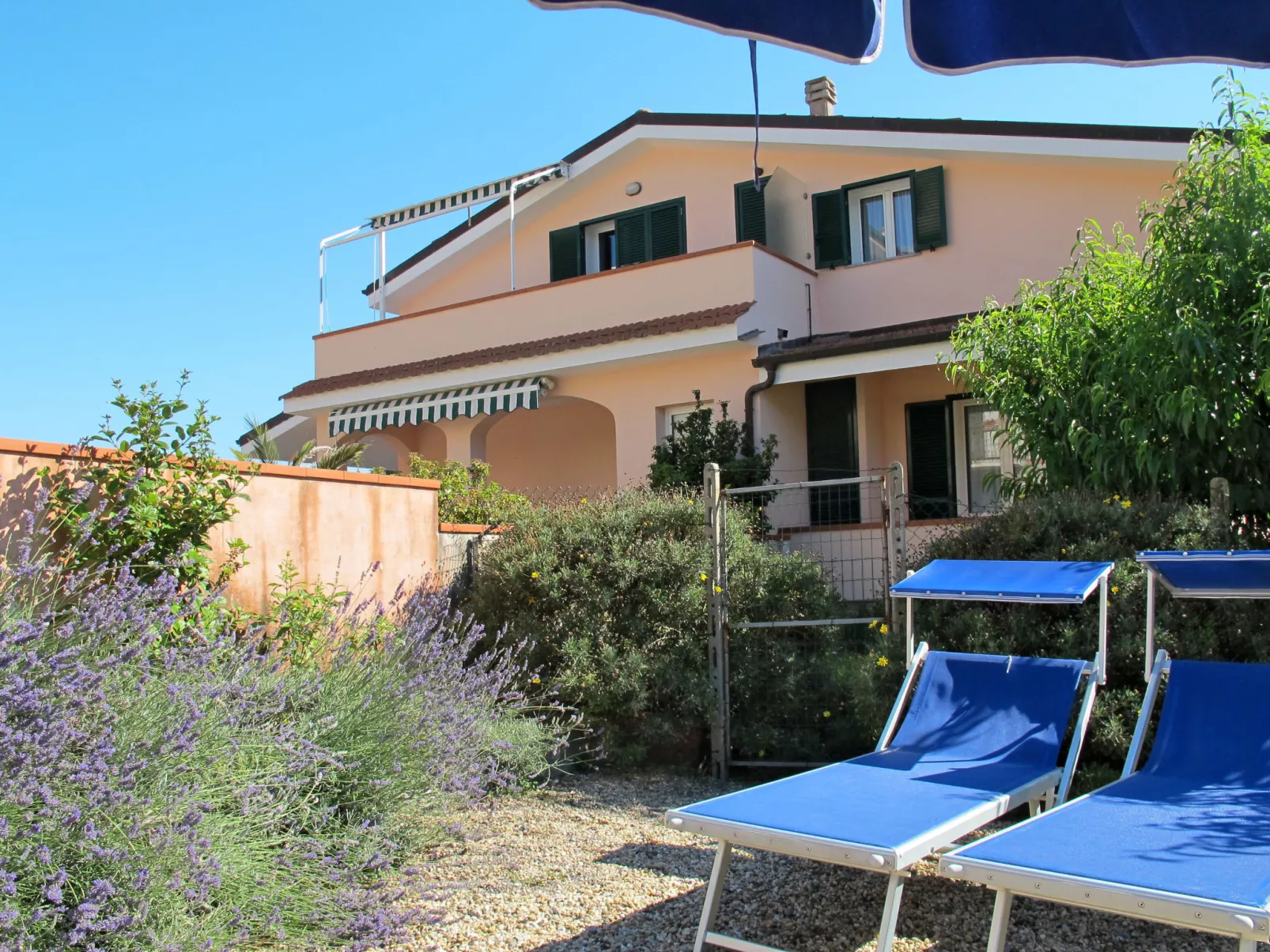 La Colombera-Outside